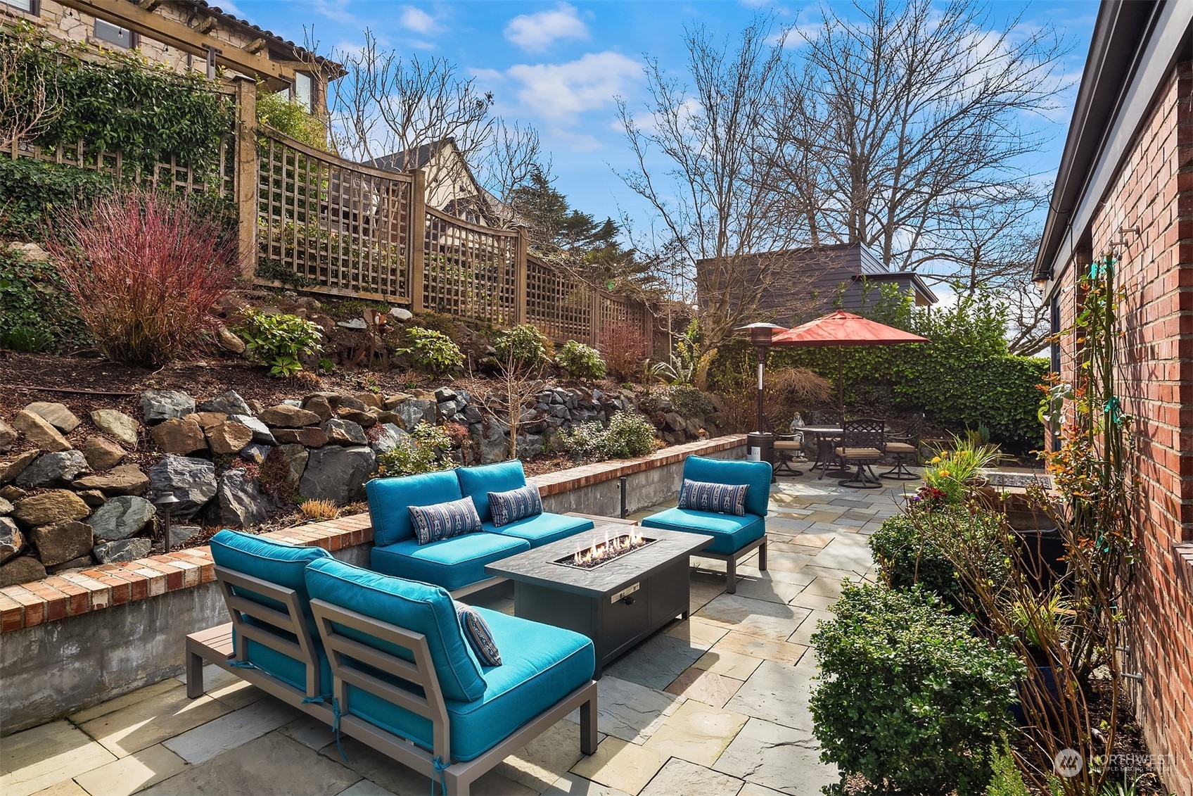 5103 NE 44th Street