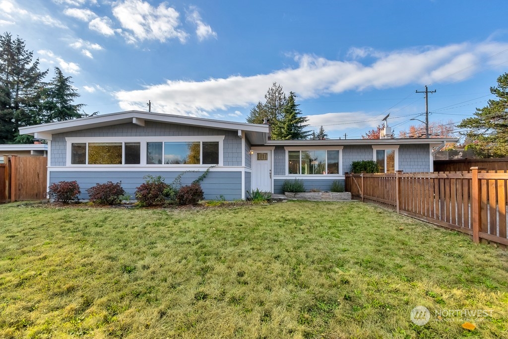 9203 29th Avenue SW