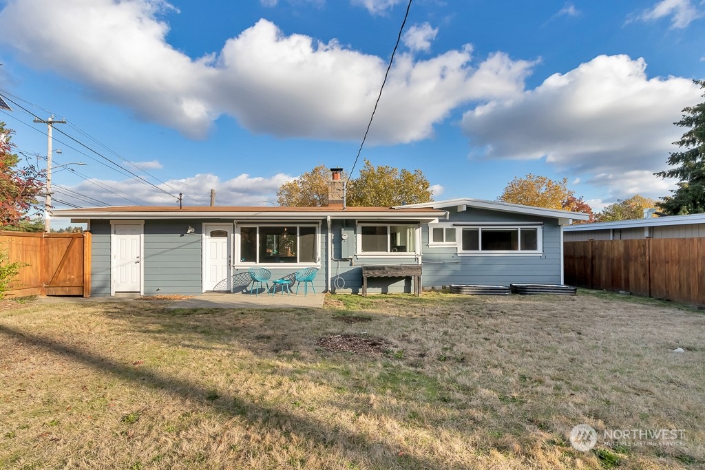9203 29th Avenue SW