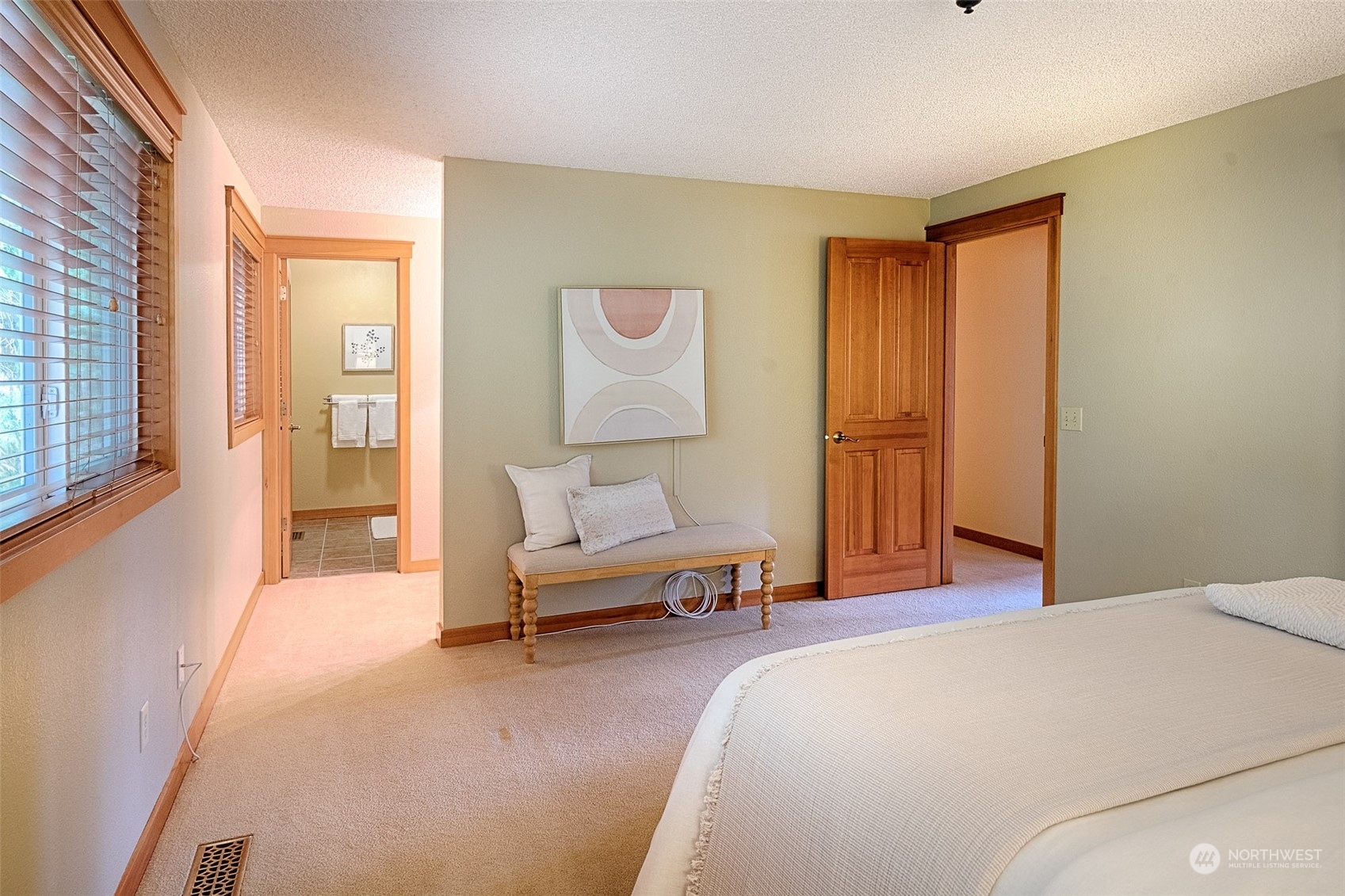 26913 Avon Court , -7135