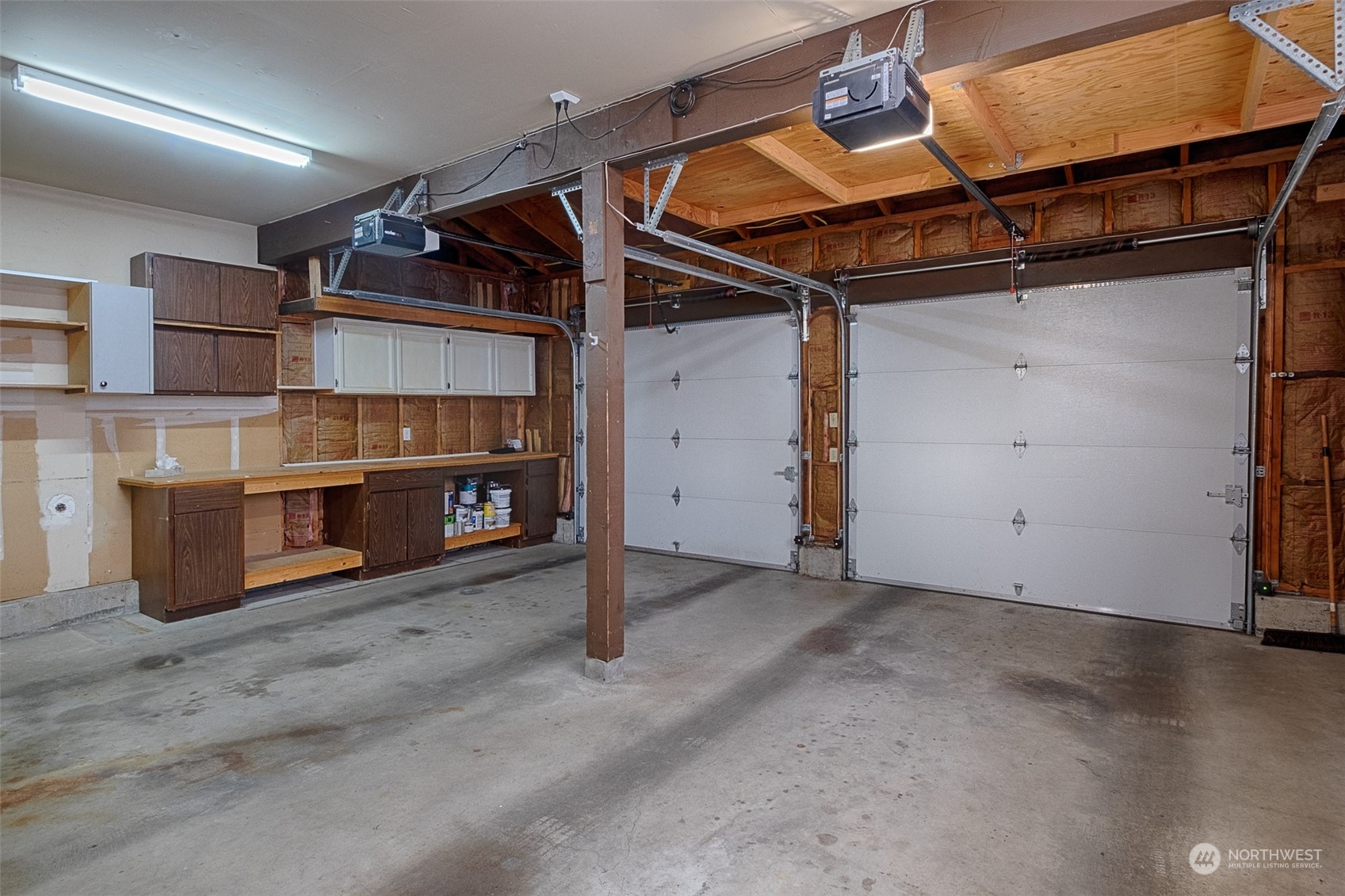 26913 Avon Court , -7135