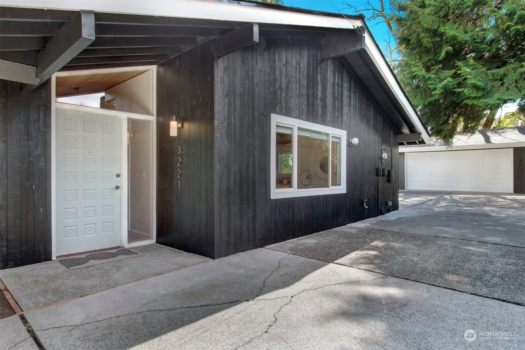 3221 NE 91st Street