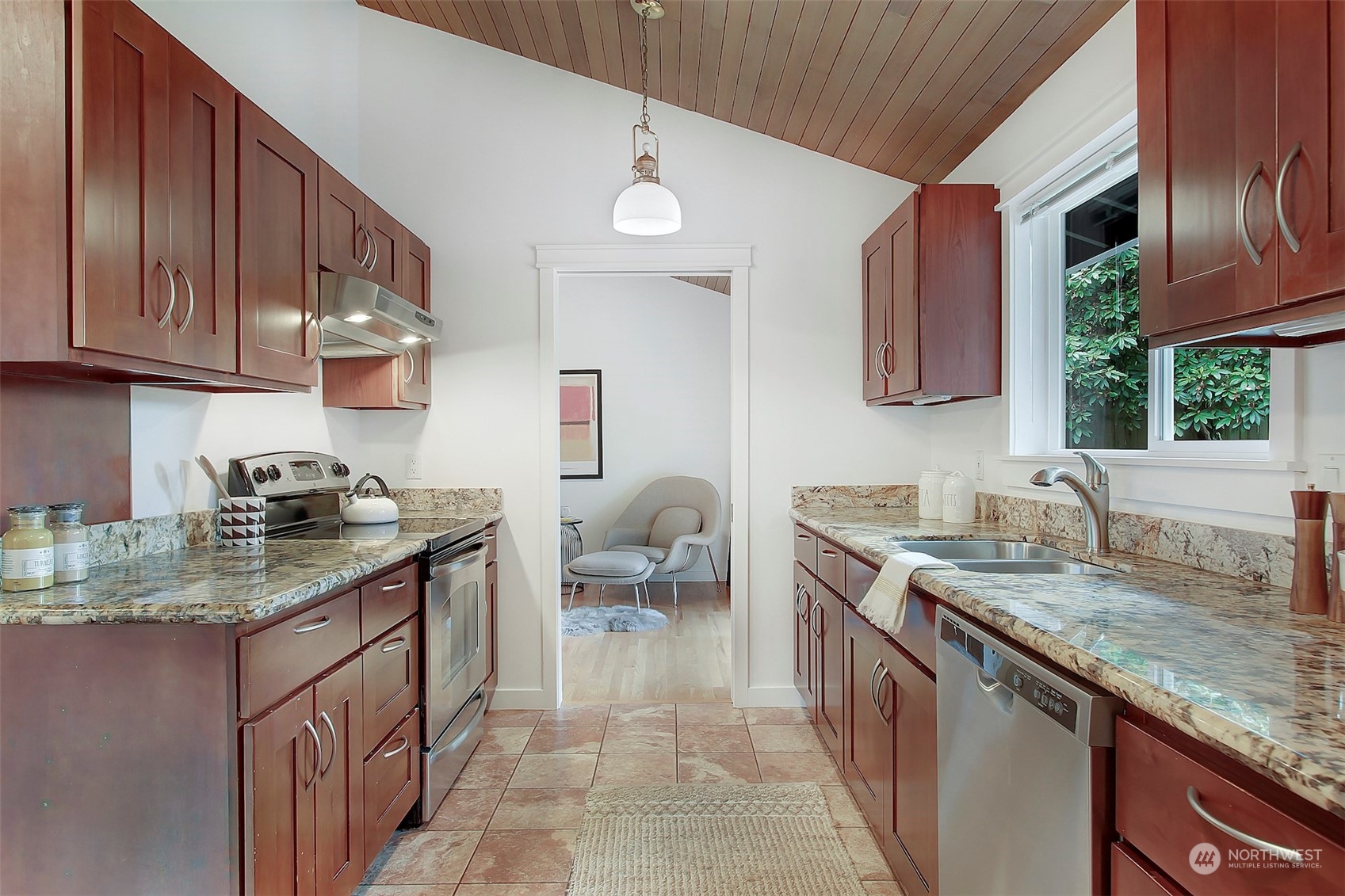 3221 NE 91st Street