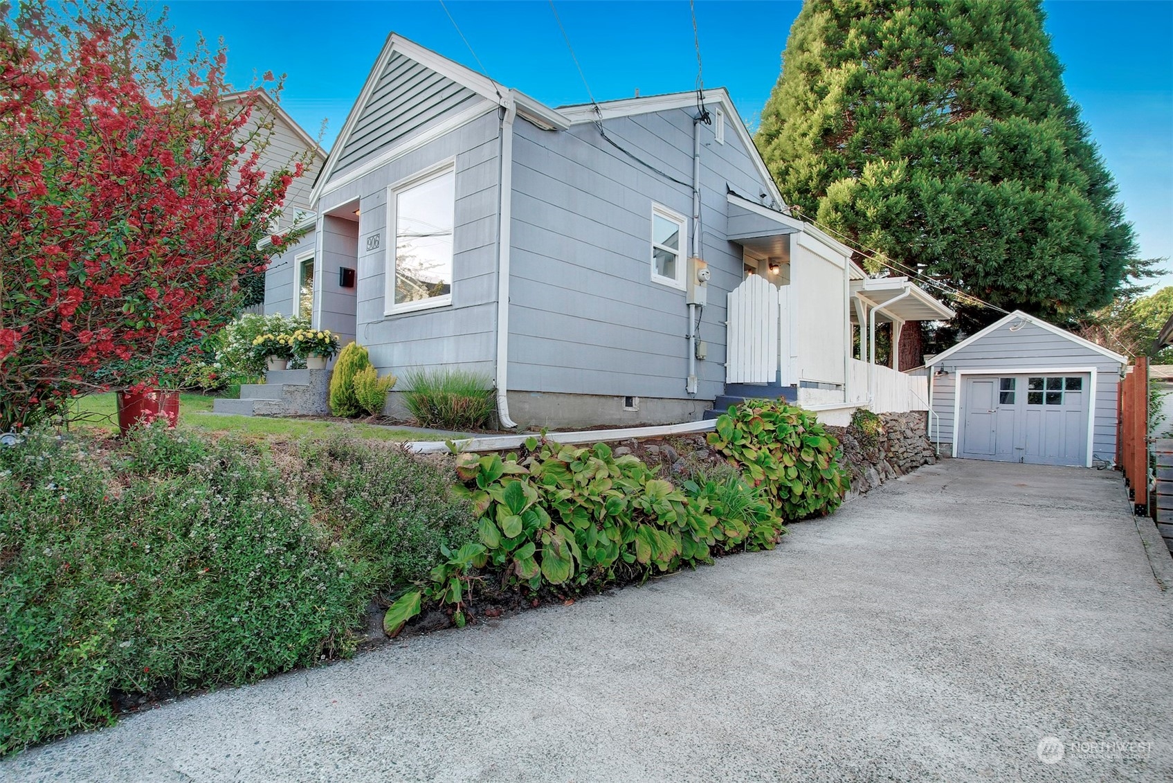 906 N 88th Street