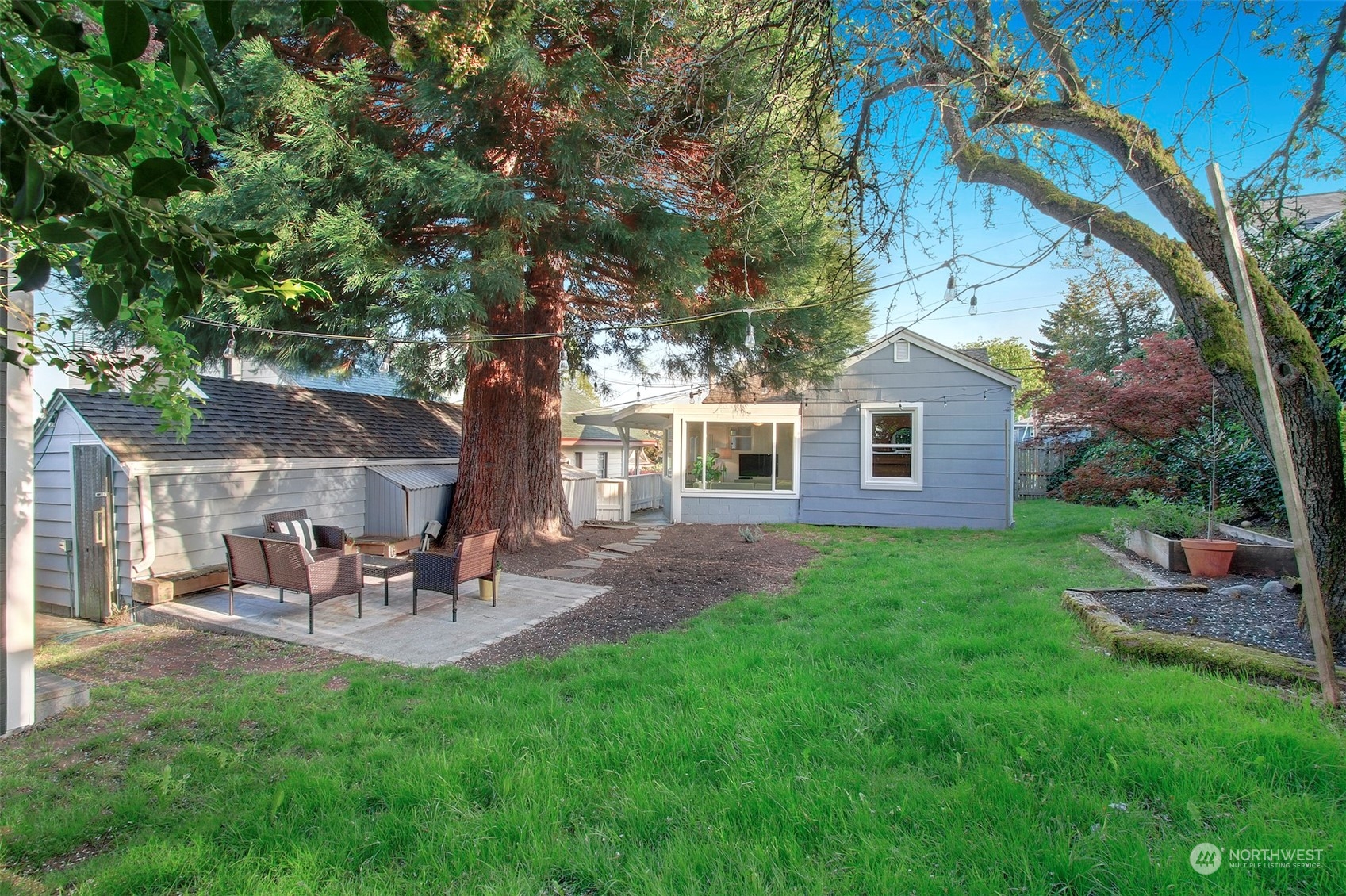 906 N 88th Street