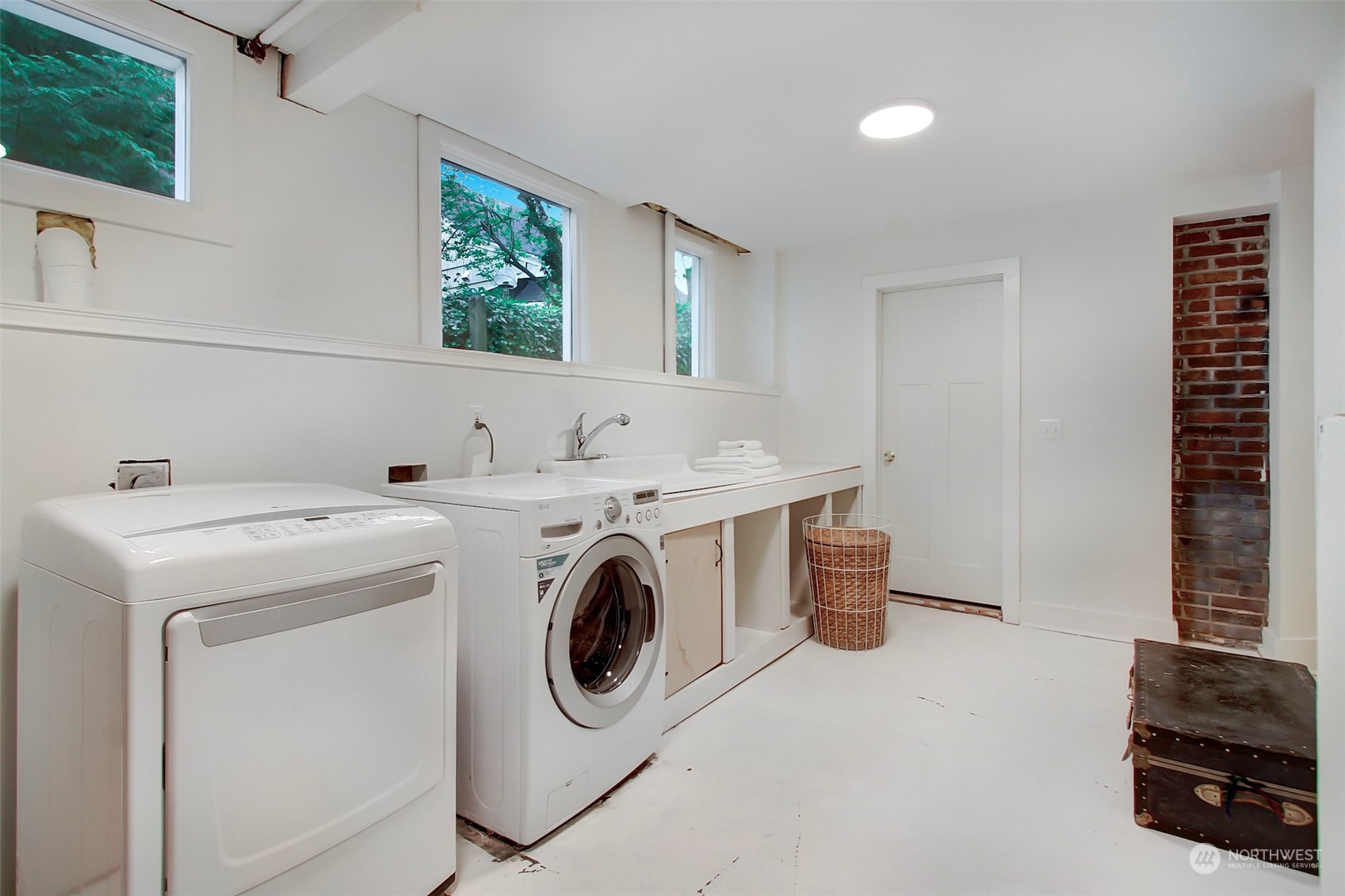 3008 NE 57th Street
