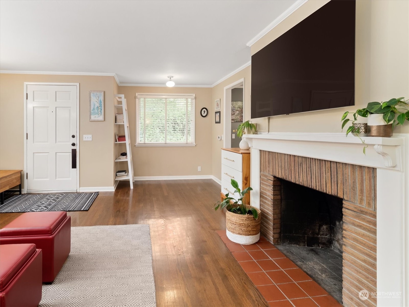 2303 N 115th Street