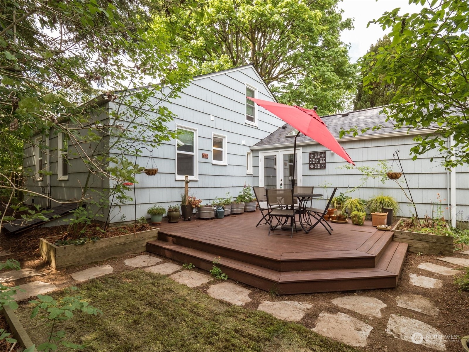 2303 N 115th Street