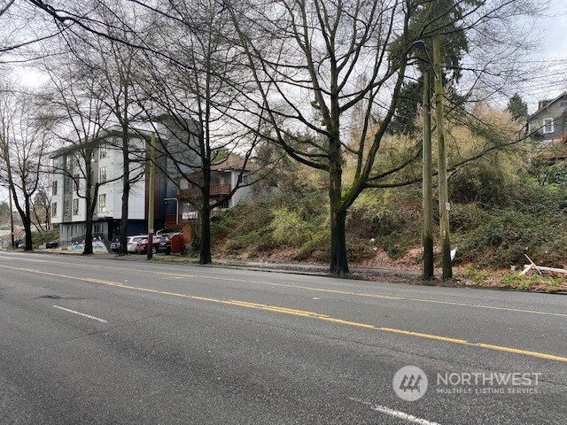 40 xx Rainier Avenue S