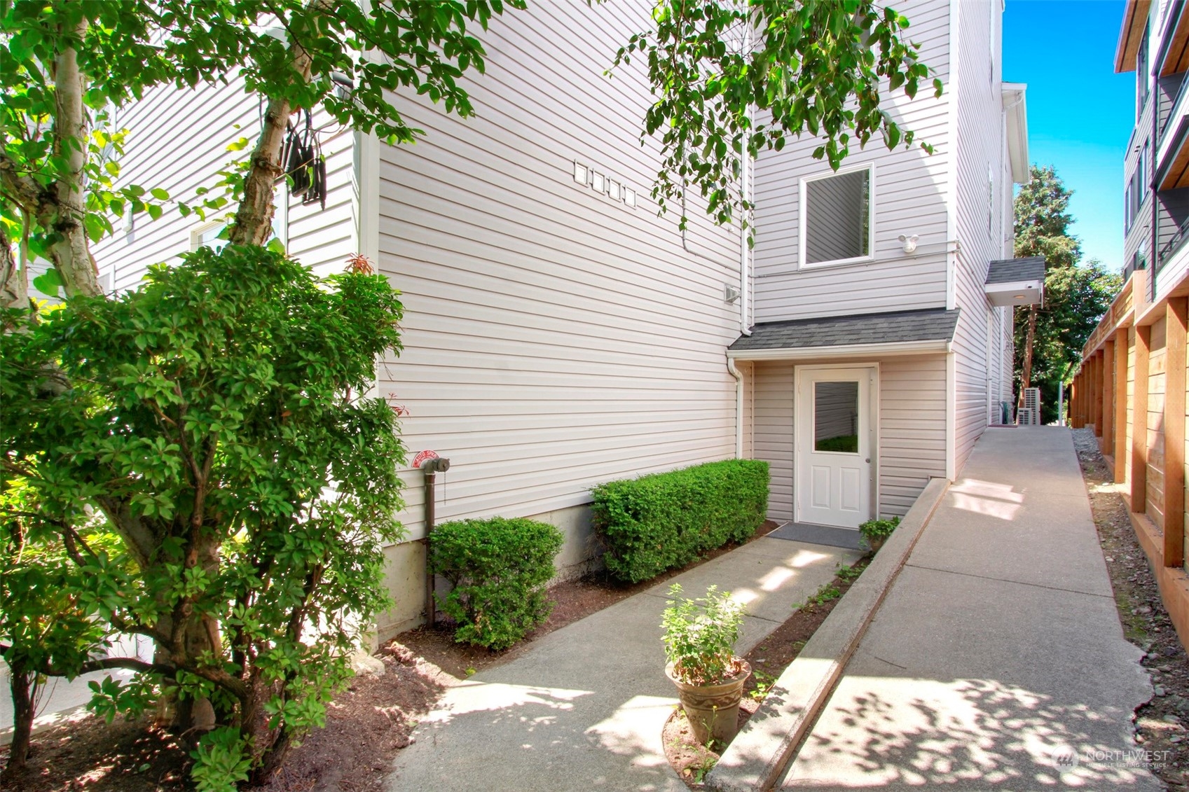 3621 Wallingford Avenue N #101