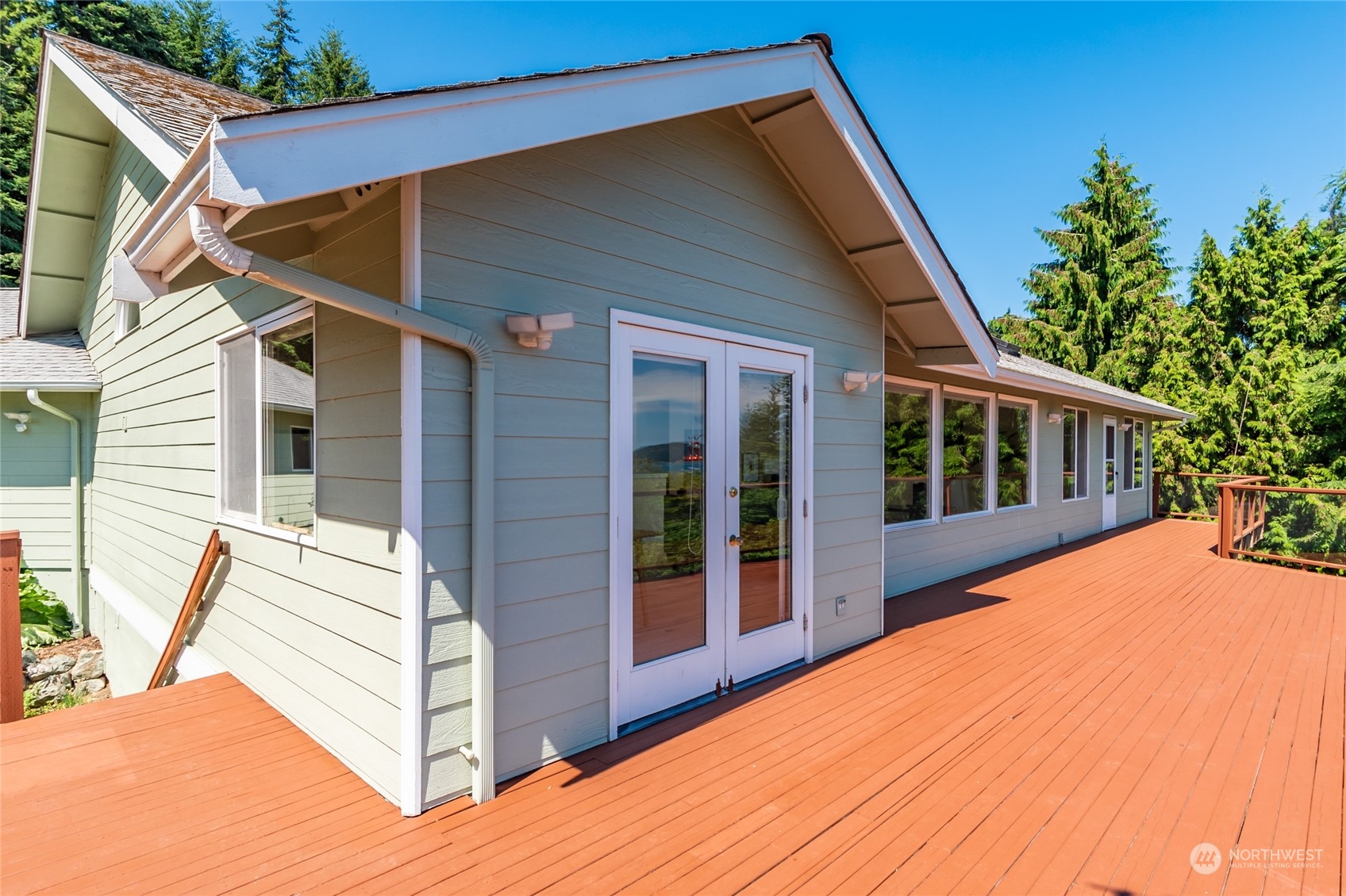4223 Mitchell Drive