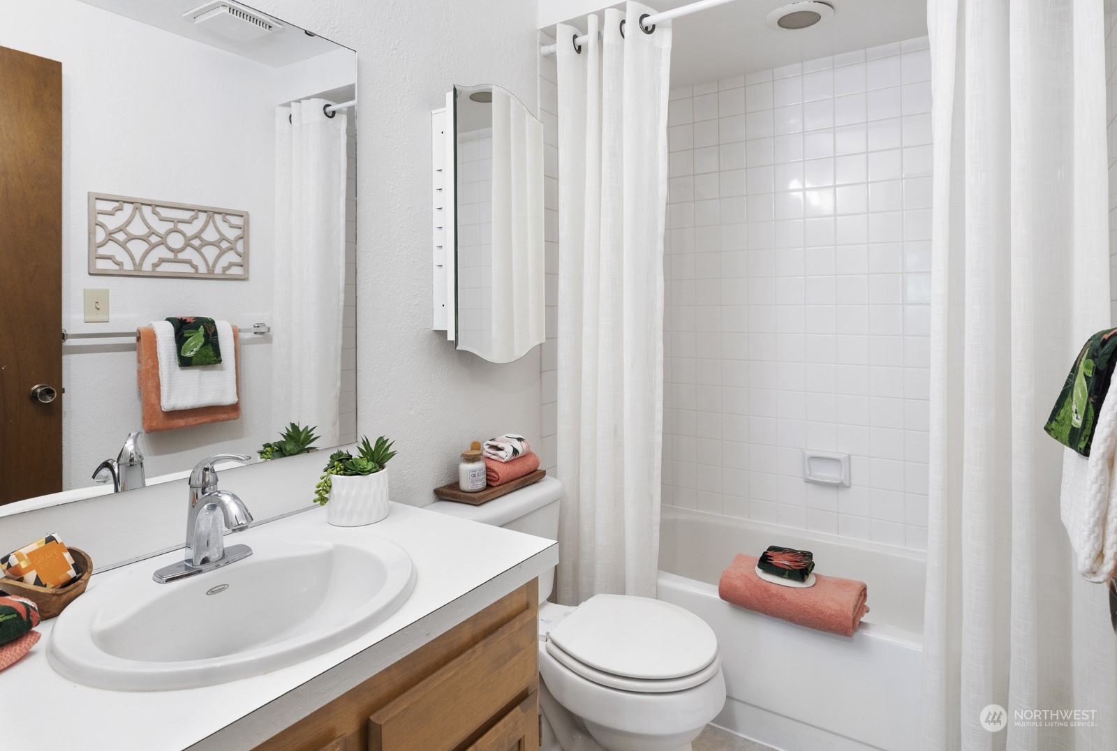132 N 132nd Street #203, -7328 Unit: 203