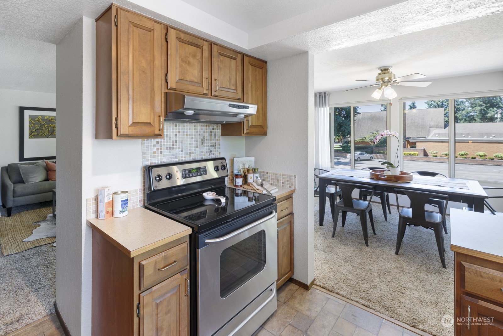 132 N 132nd Street #203, -7328 Unit: 203