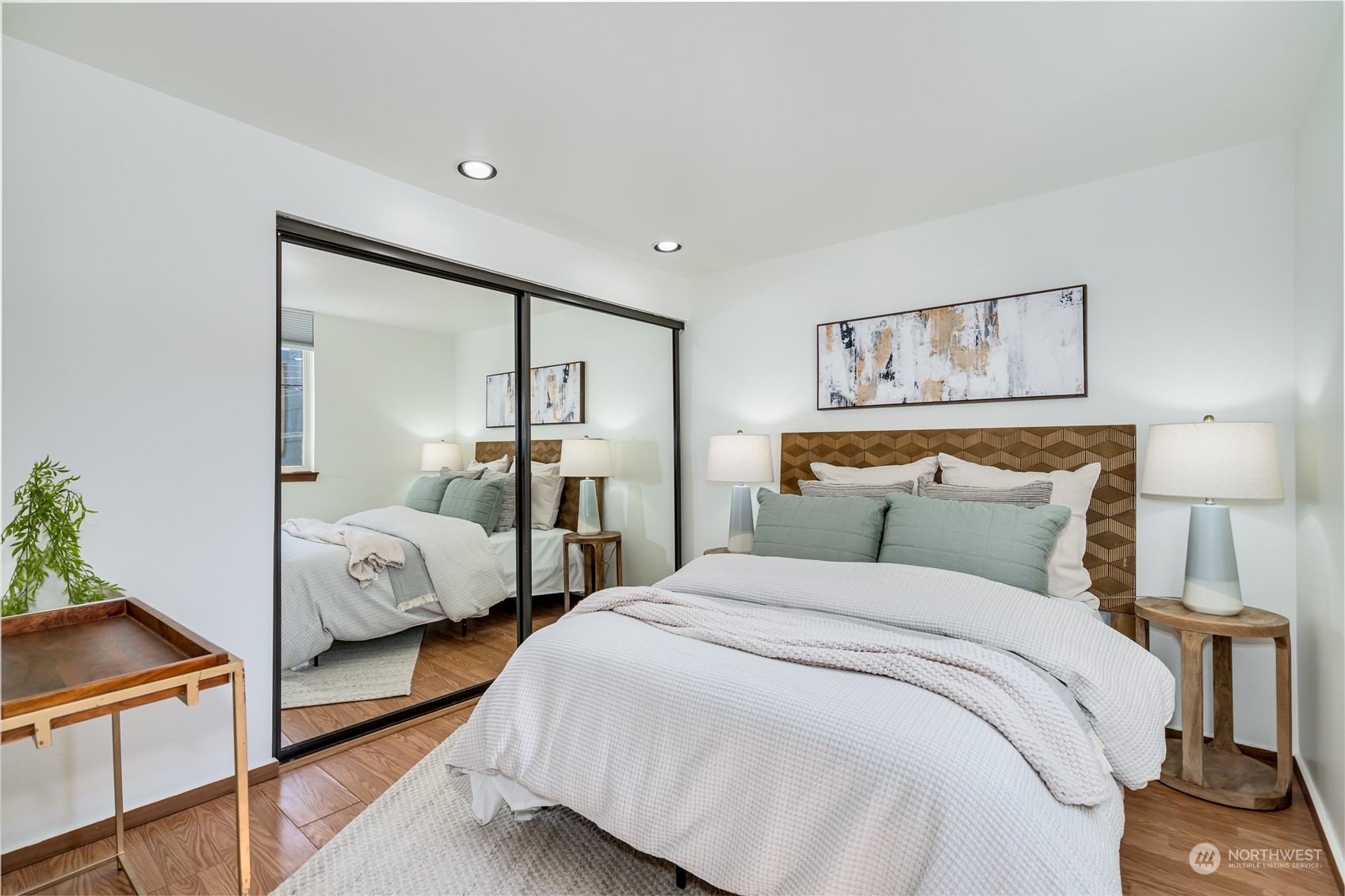 2350 10th Avenue E #212