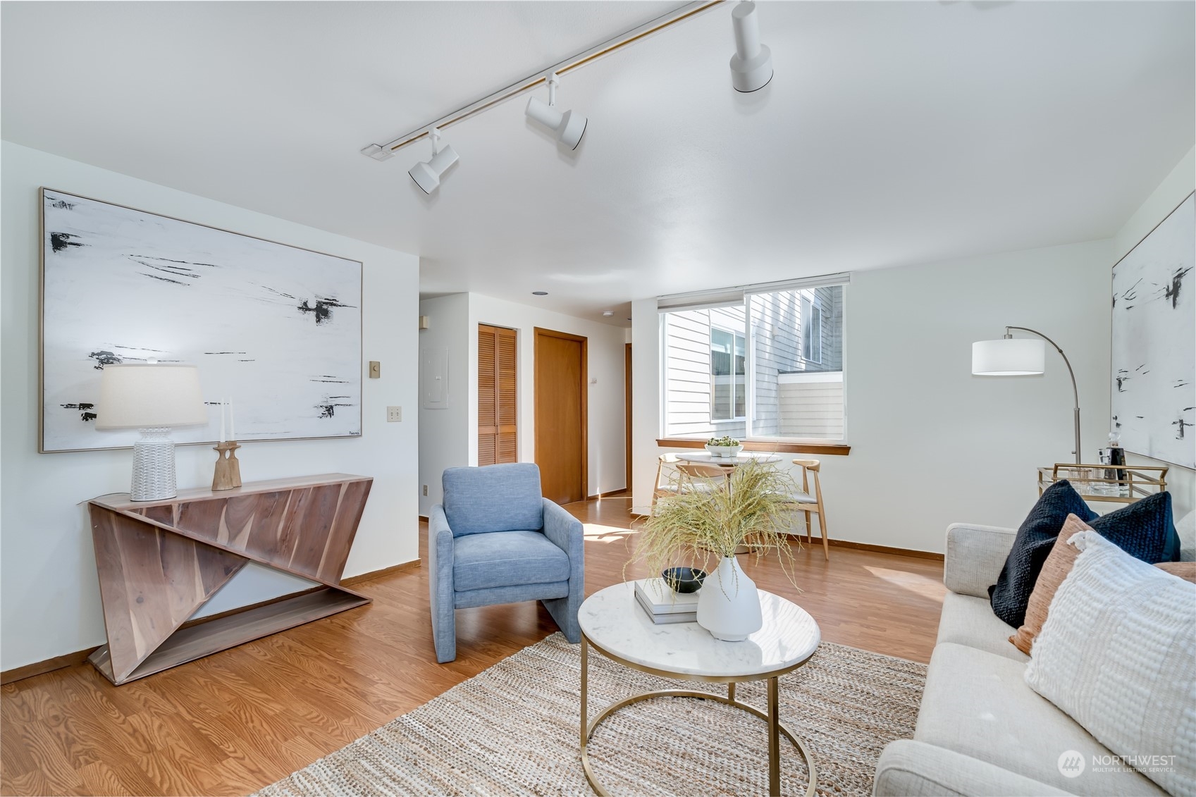 2350 10th Avenue E #212