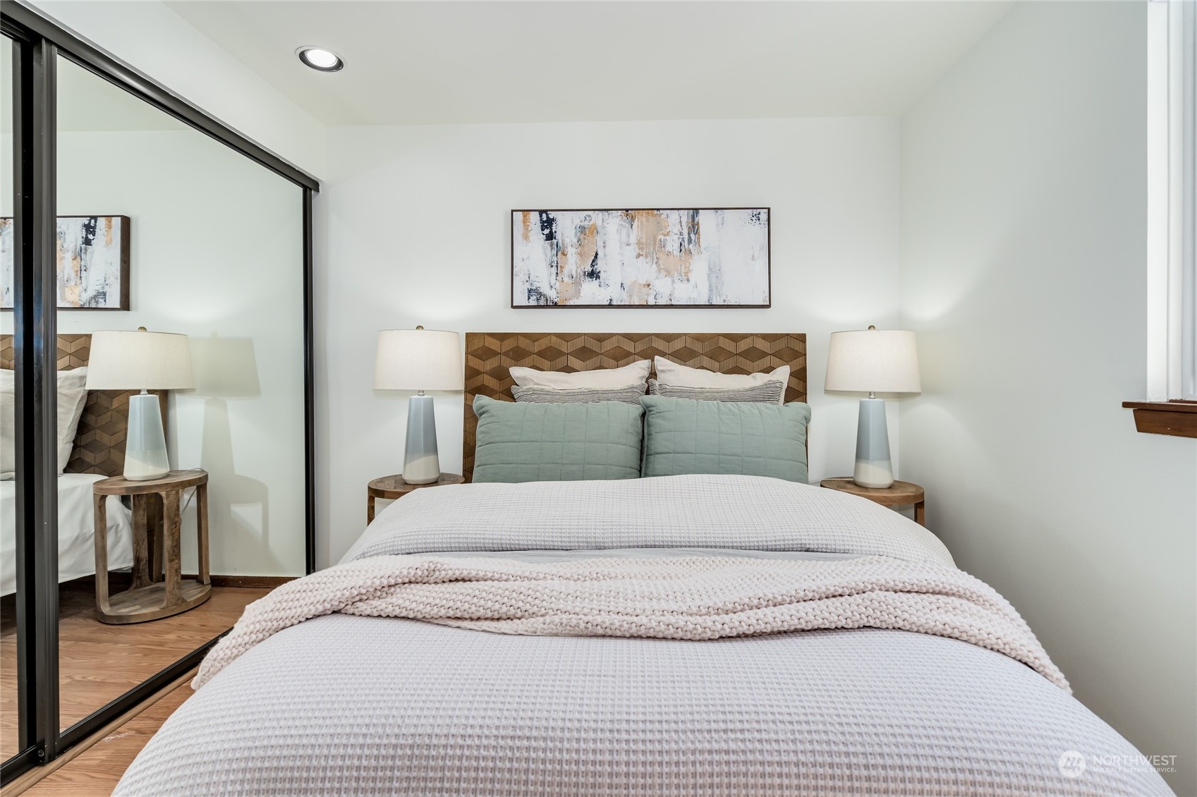 2350 10th Avenue E #212