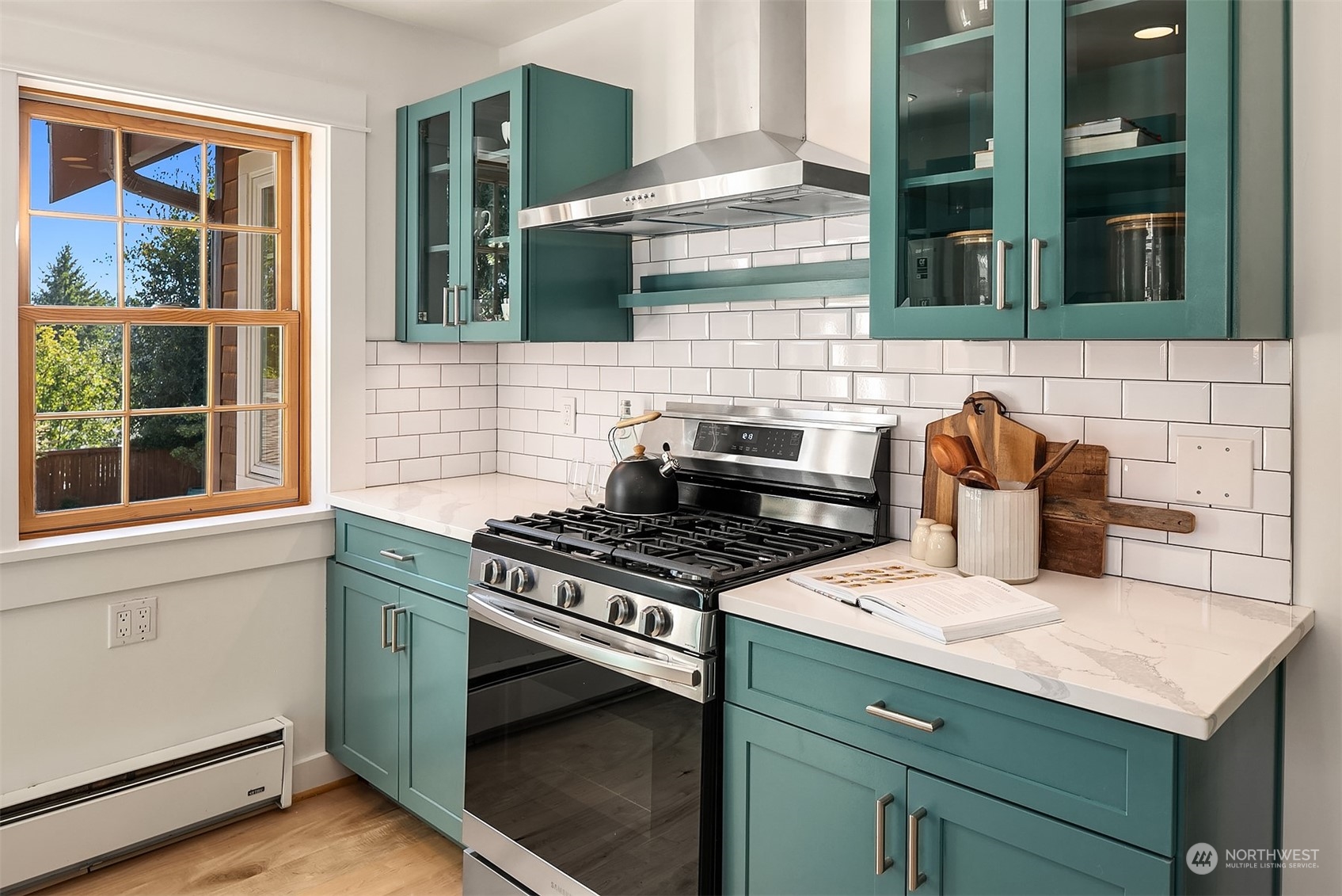 10040 38th Avenue NE