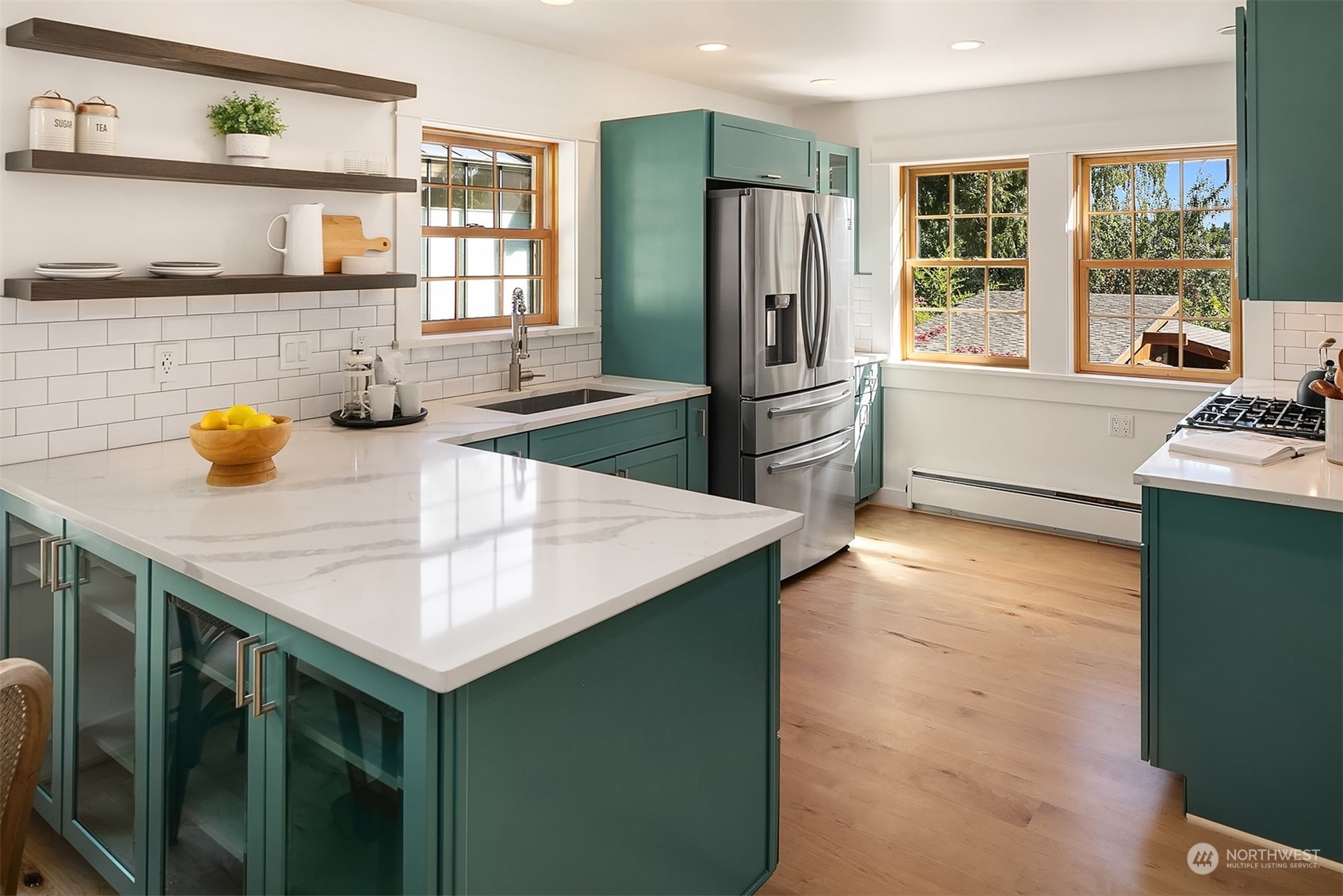 10040 38th Avenue NE