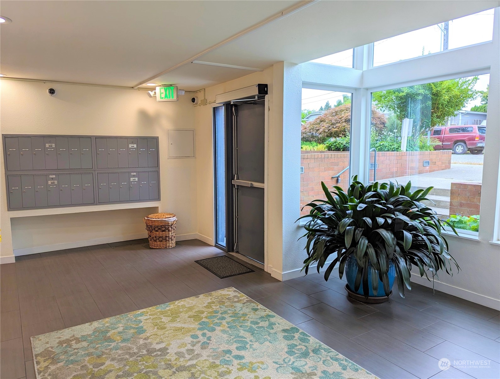 3501 SW Holden Street #306
