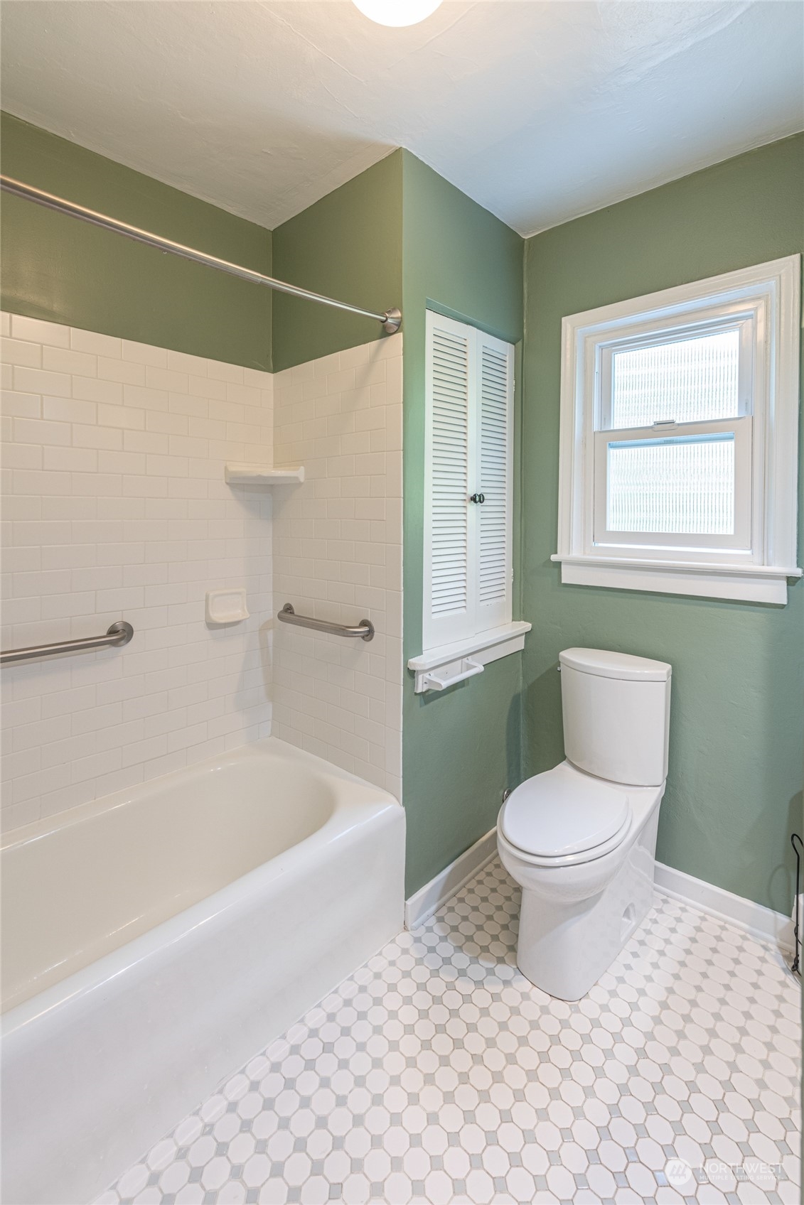 338 NE 55th Street