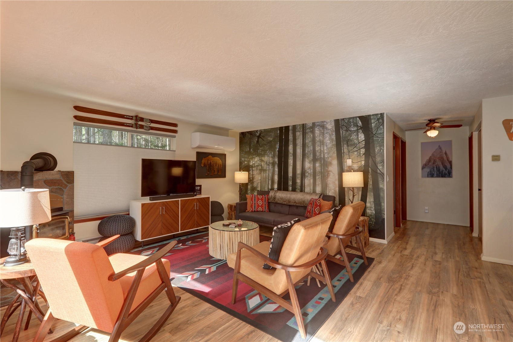 170 N Duckabush Loop W