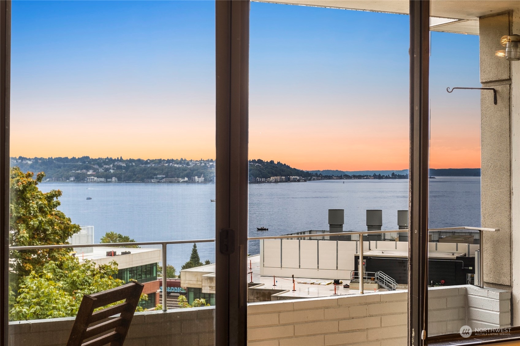 521 5th Avenue W #301