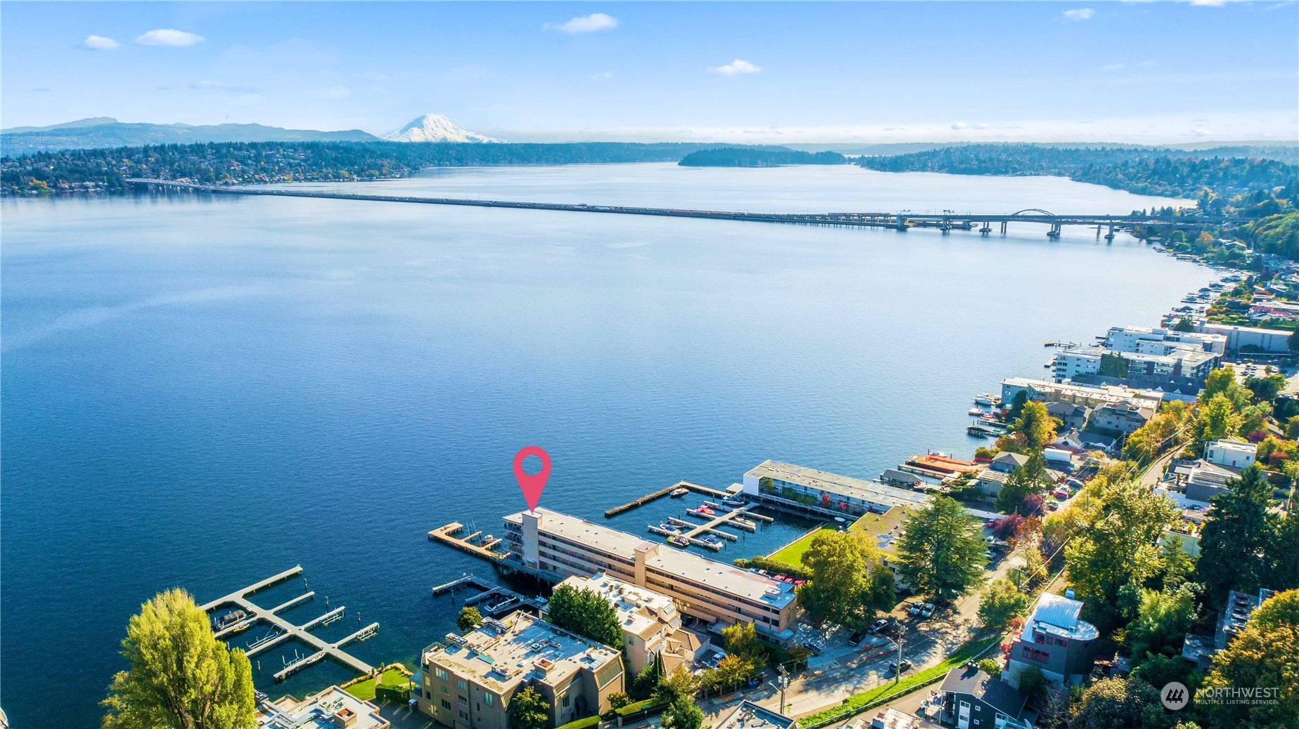 334 Lakeside Avenue S #308