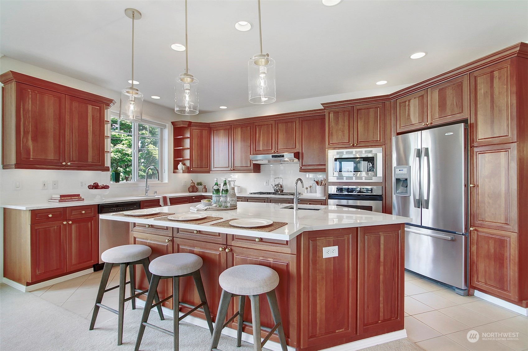 658 Glen Street #101