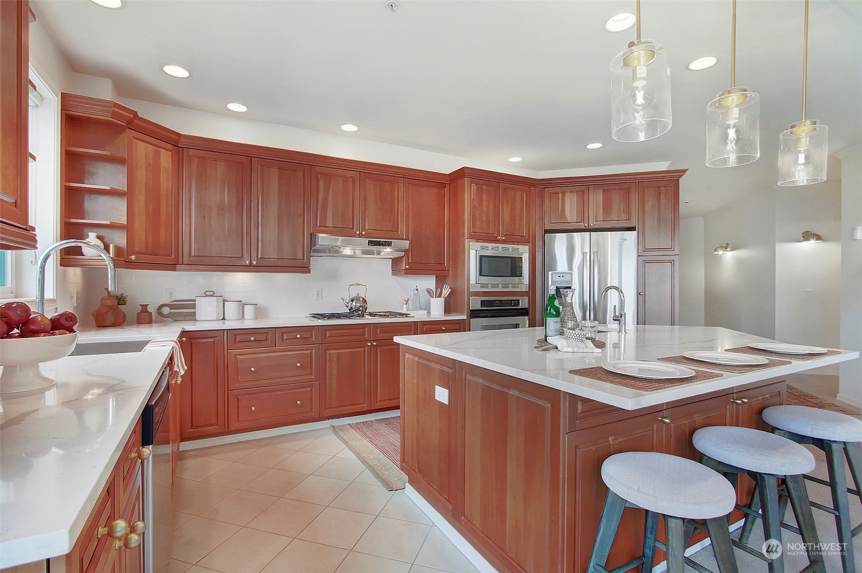 658 Glen Street #101