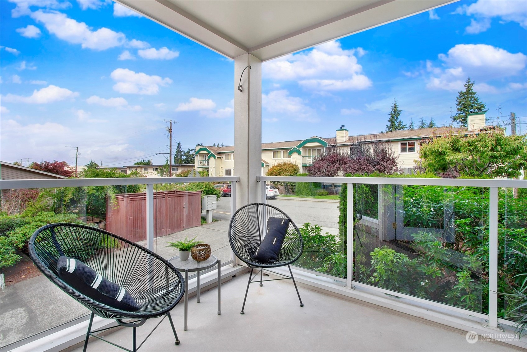 658 Glen Street #101