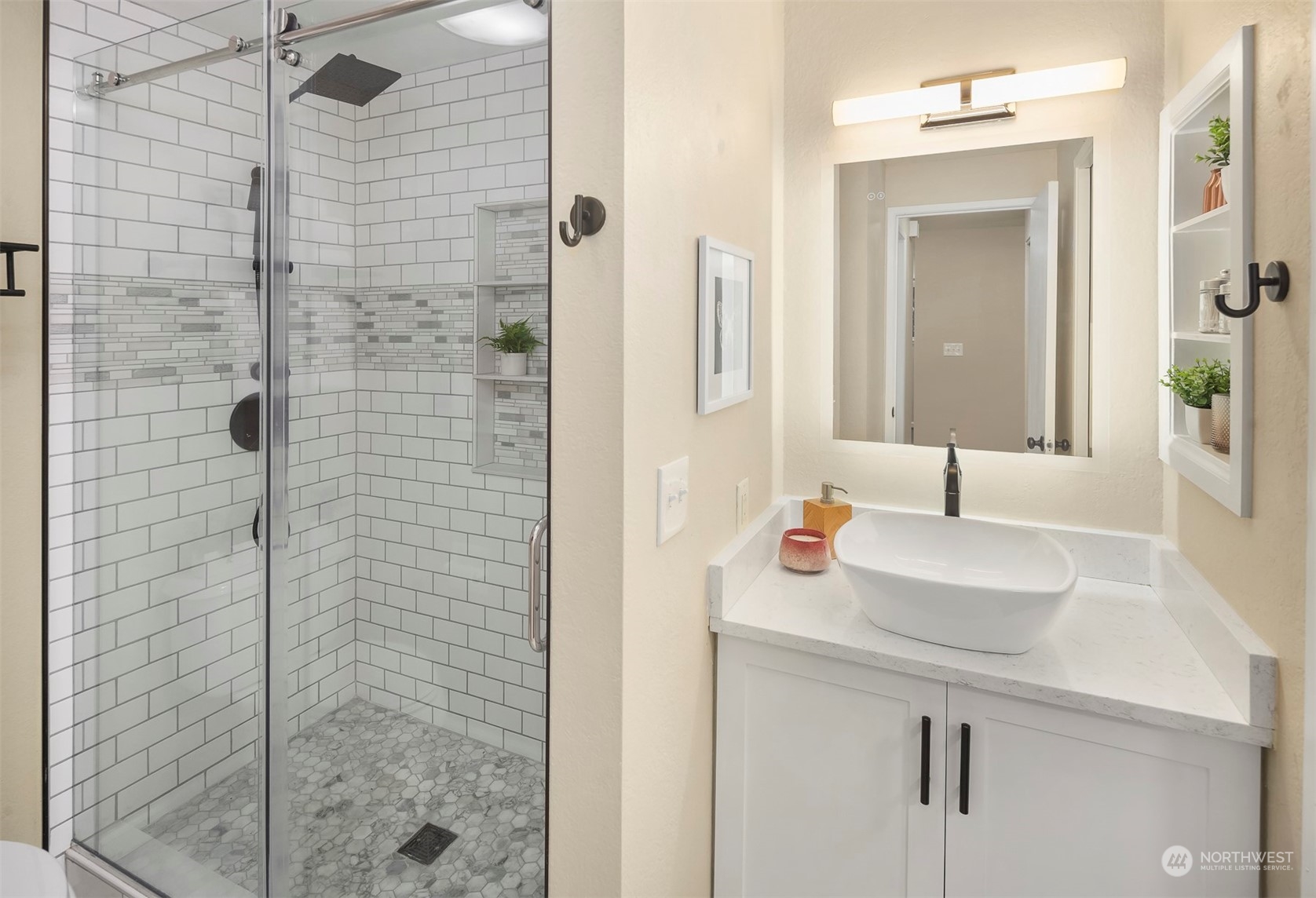 14638 NE 80th Place #B33