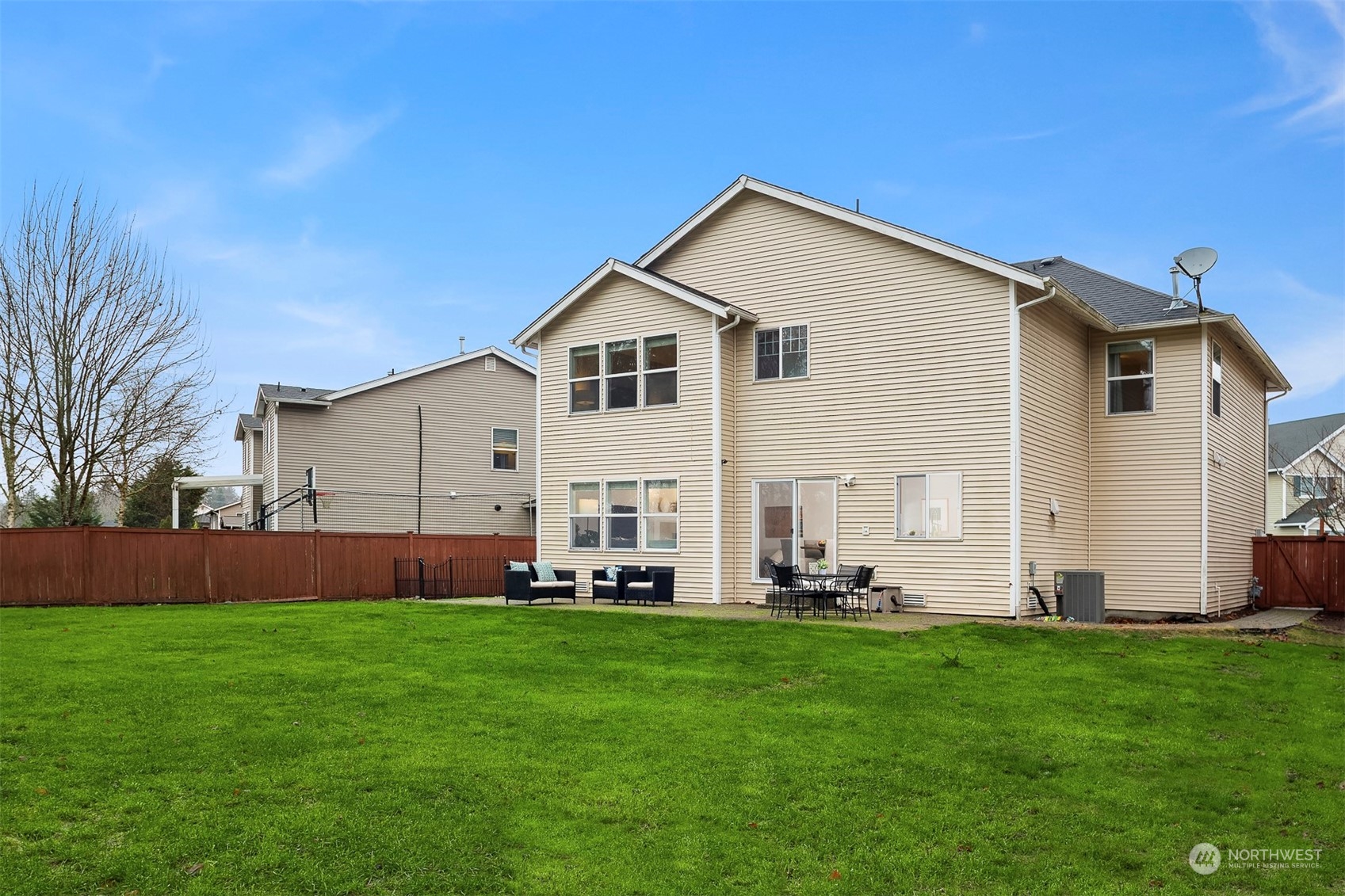 3205 SE 4th Street