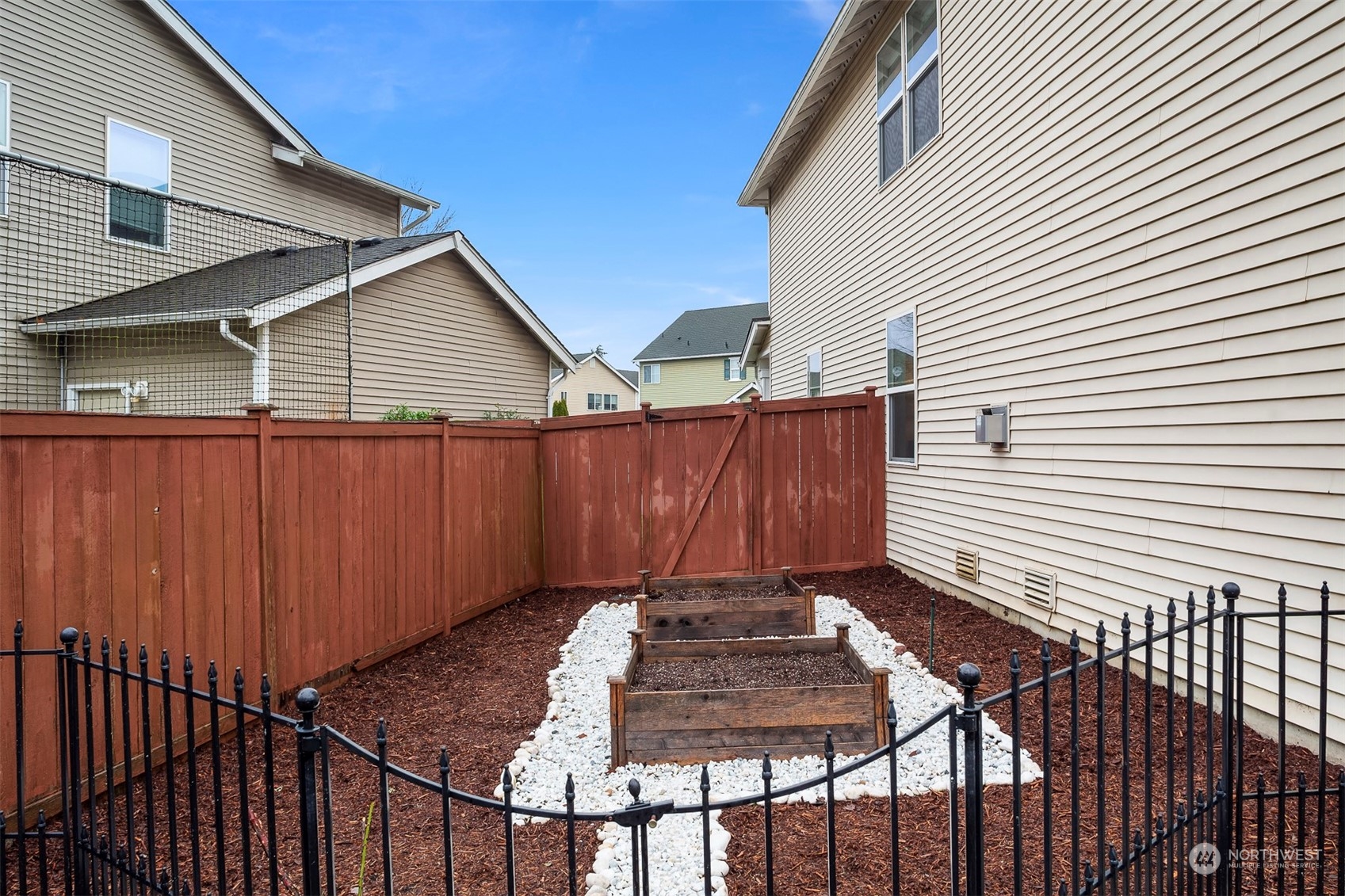3205 SE 4th Street