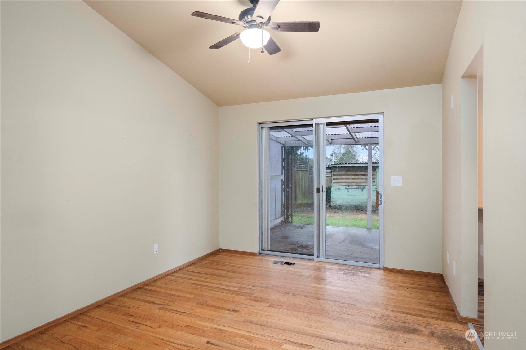 907 SW 104th Street