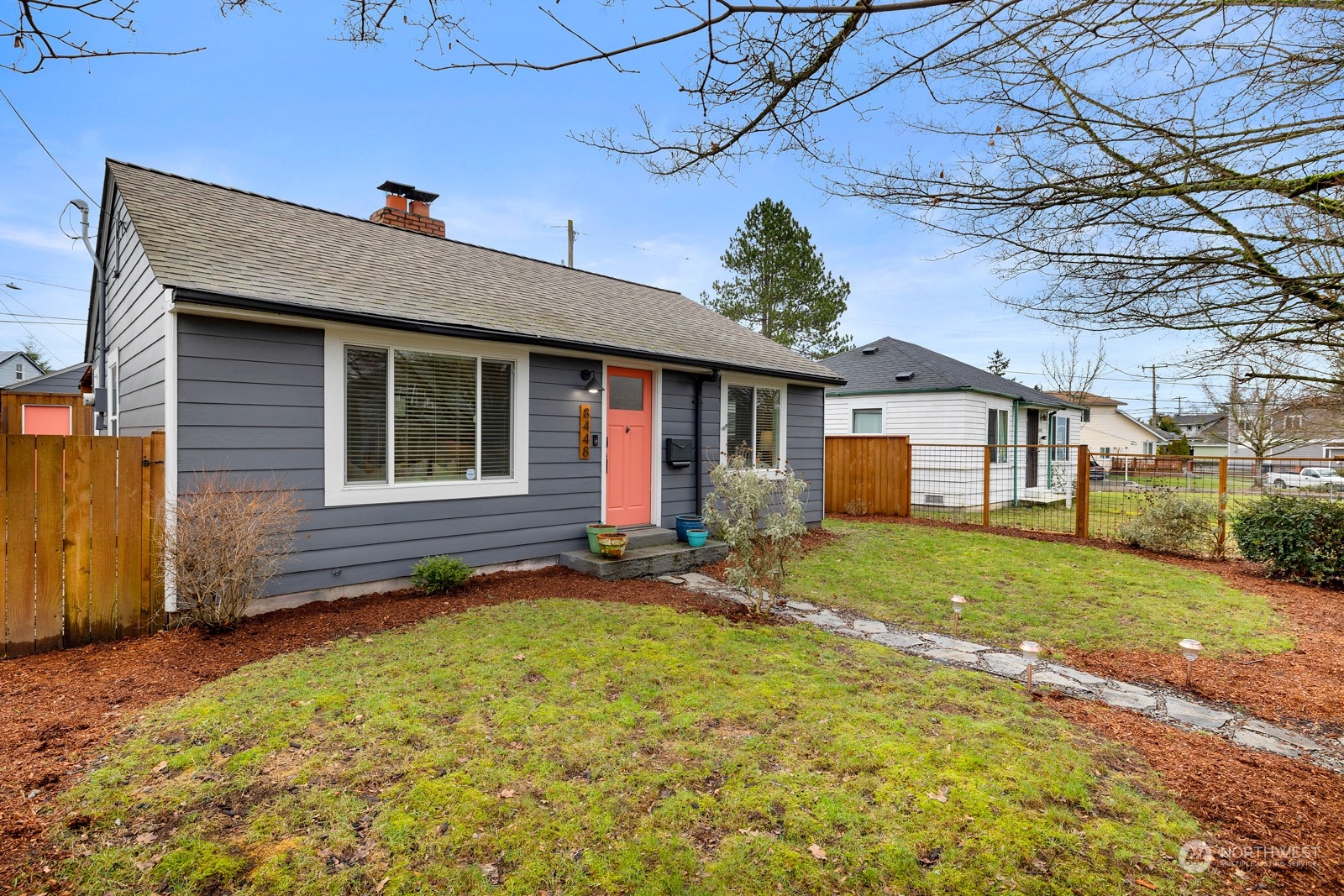 8448 Seward Park Avenue S