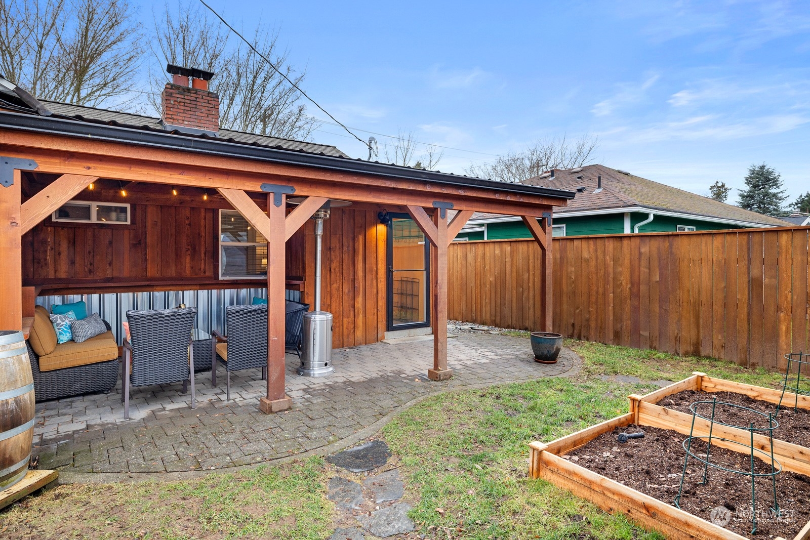 8448 Seward Park Avenue S