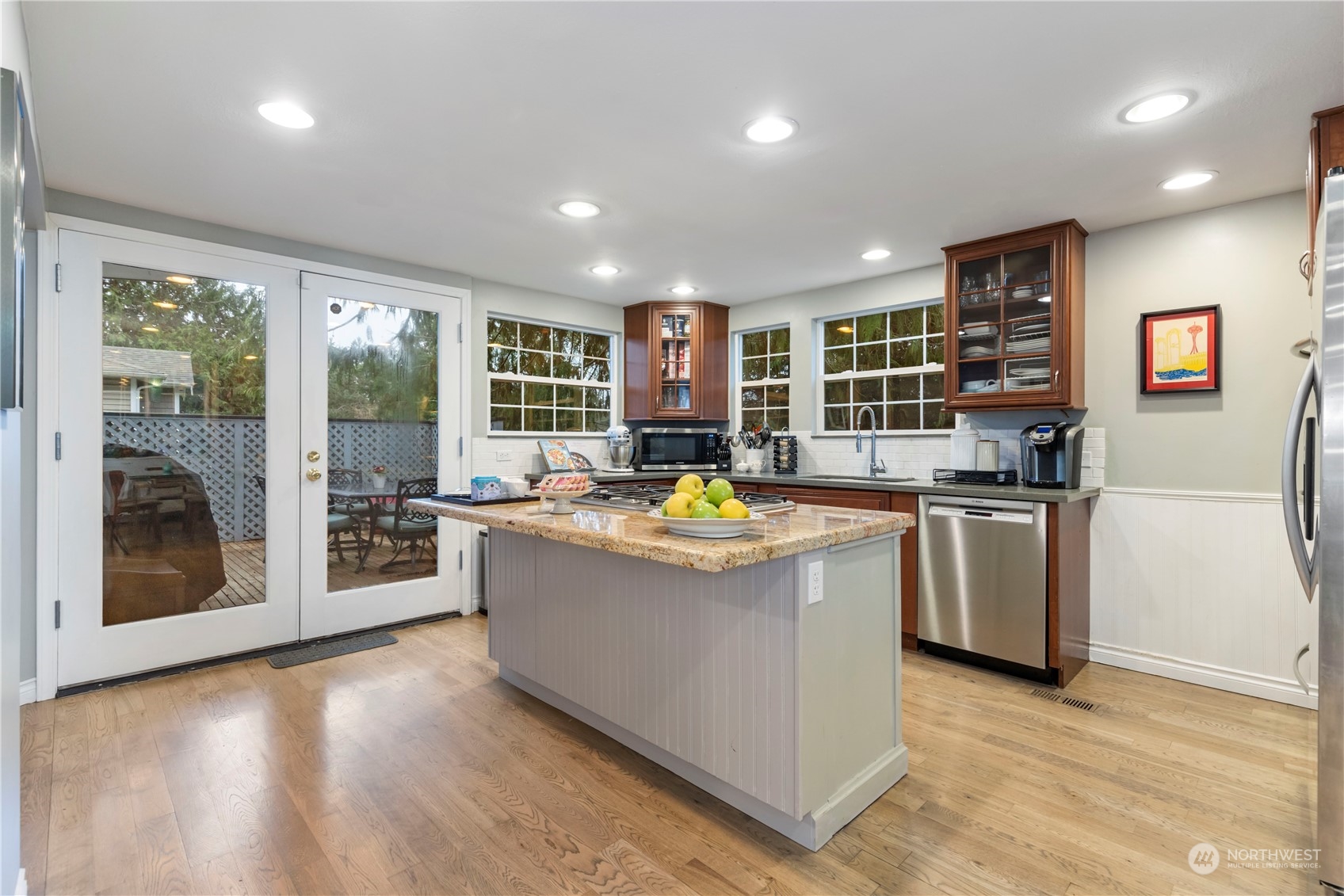 1207 NE 168th