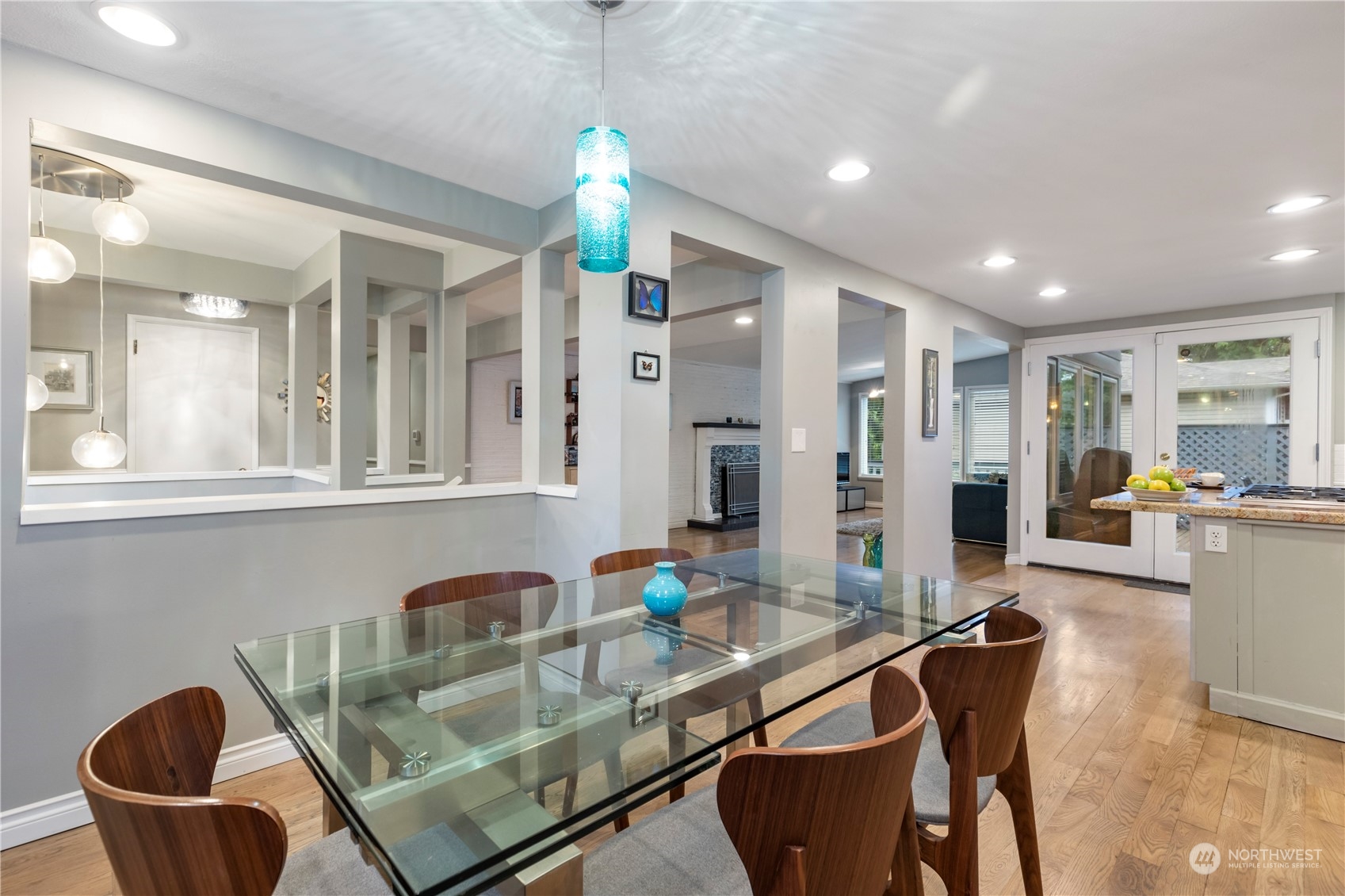 1207 NE 168th