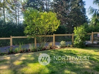 1207 NE 168th