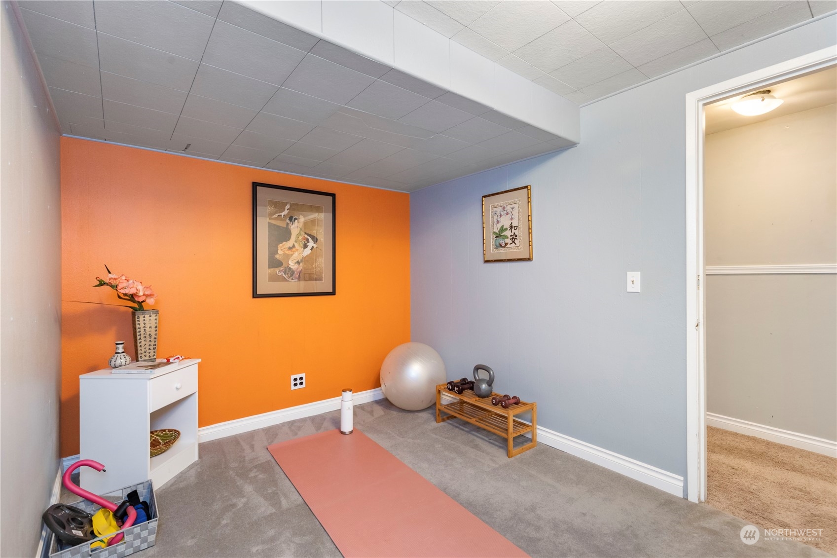 1207 NE 168th