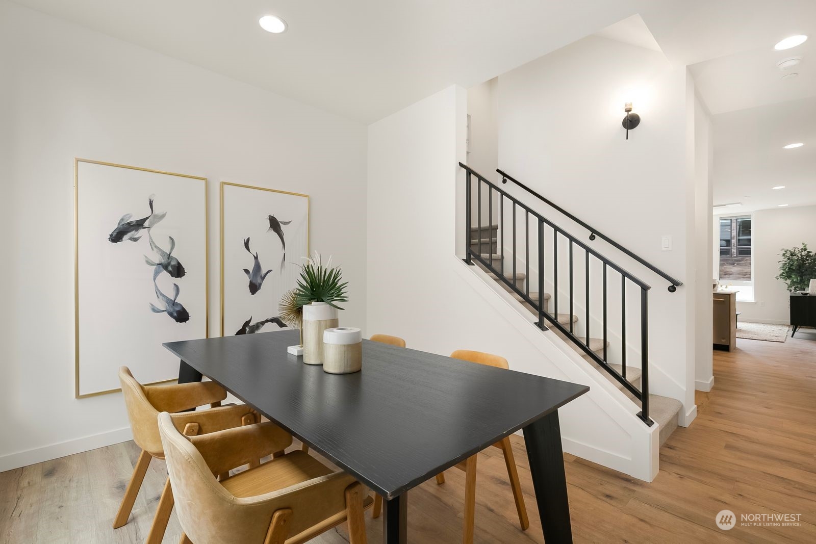 2624 Eastlake Avenue E Unit: B