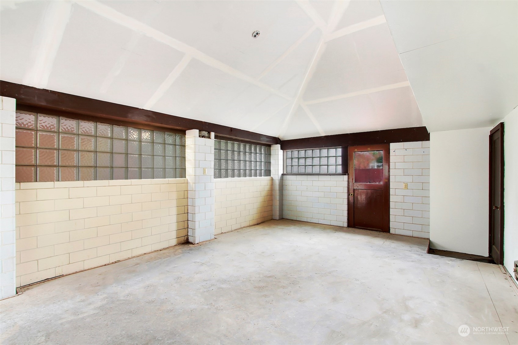 3621 NE 110th Street