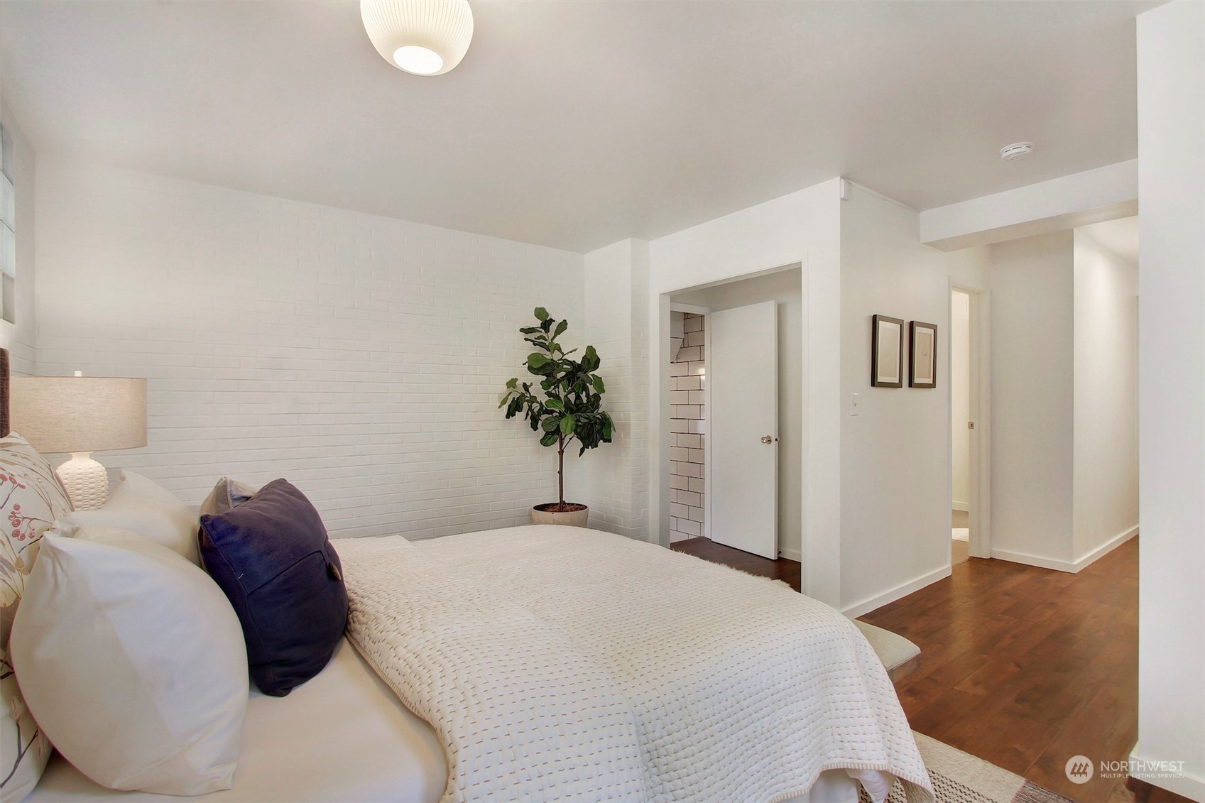 3621 NE 110th Street