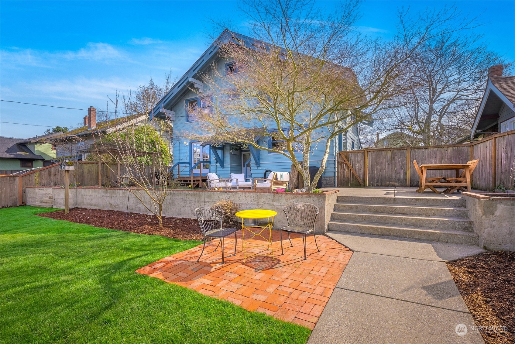 3925 N 30th Street