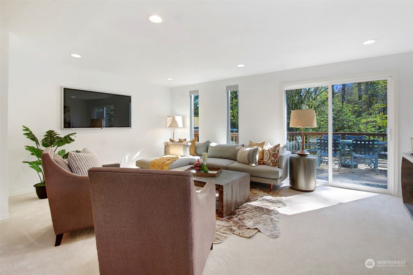 1549 NE 105th Street