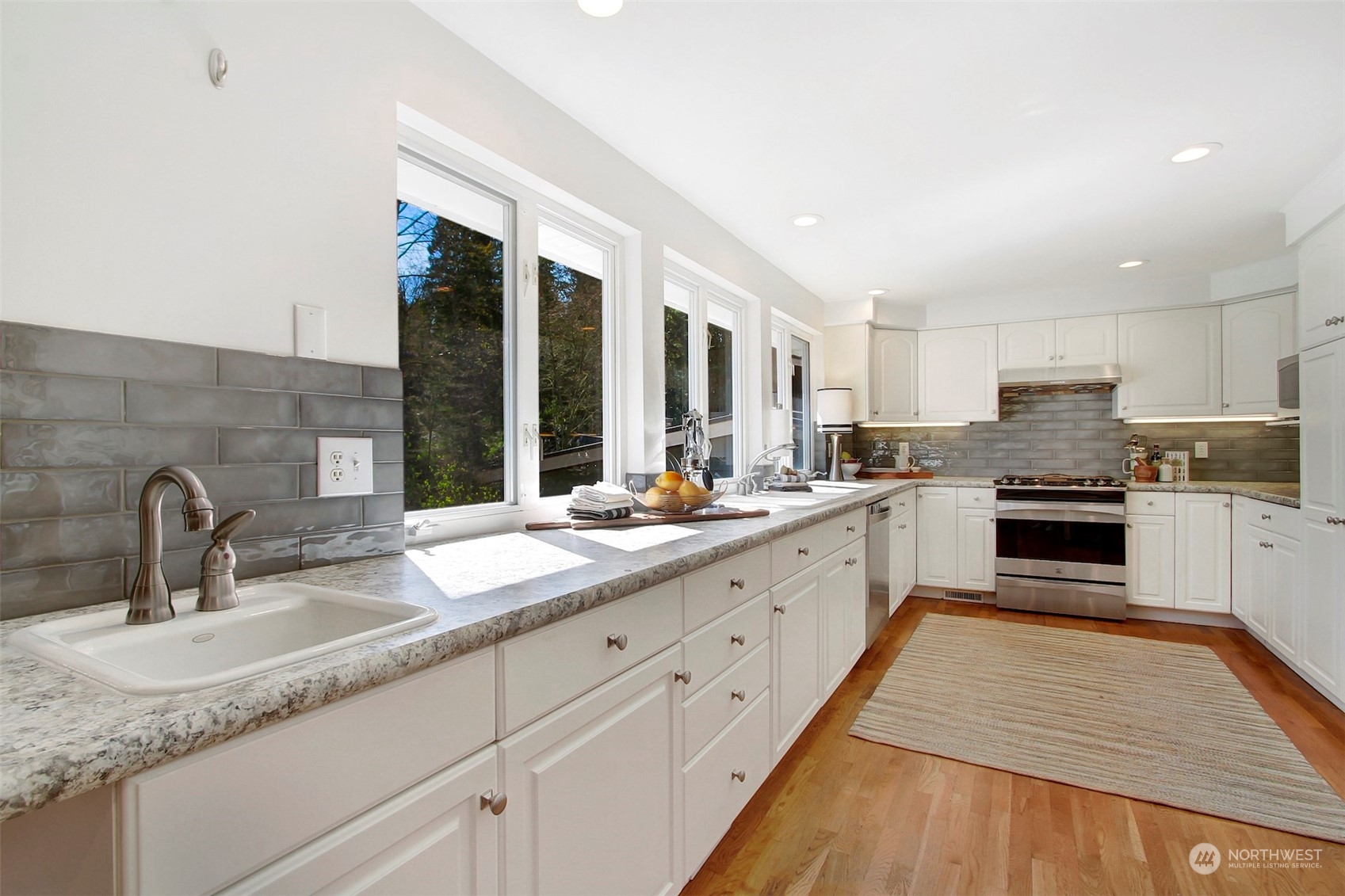 1549 NE 105th Street