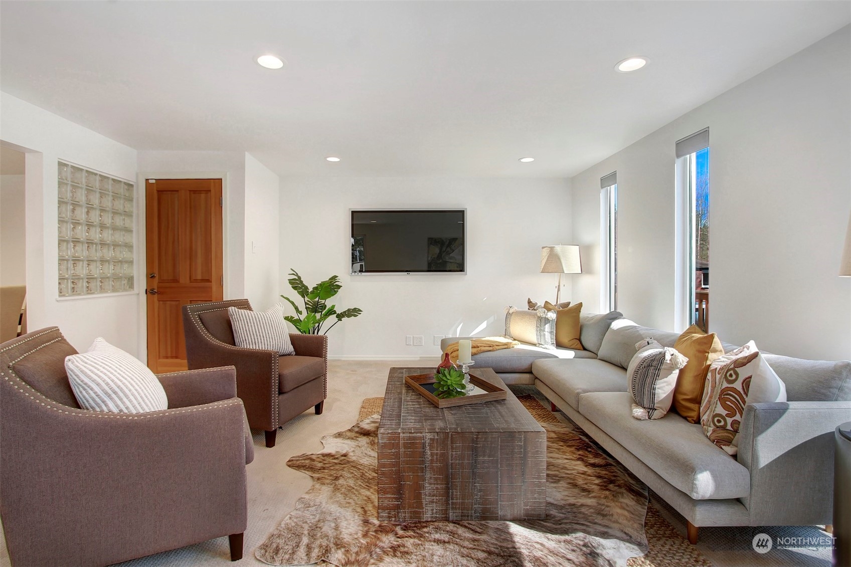 1549 NE 105th Street