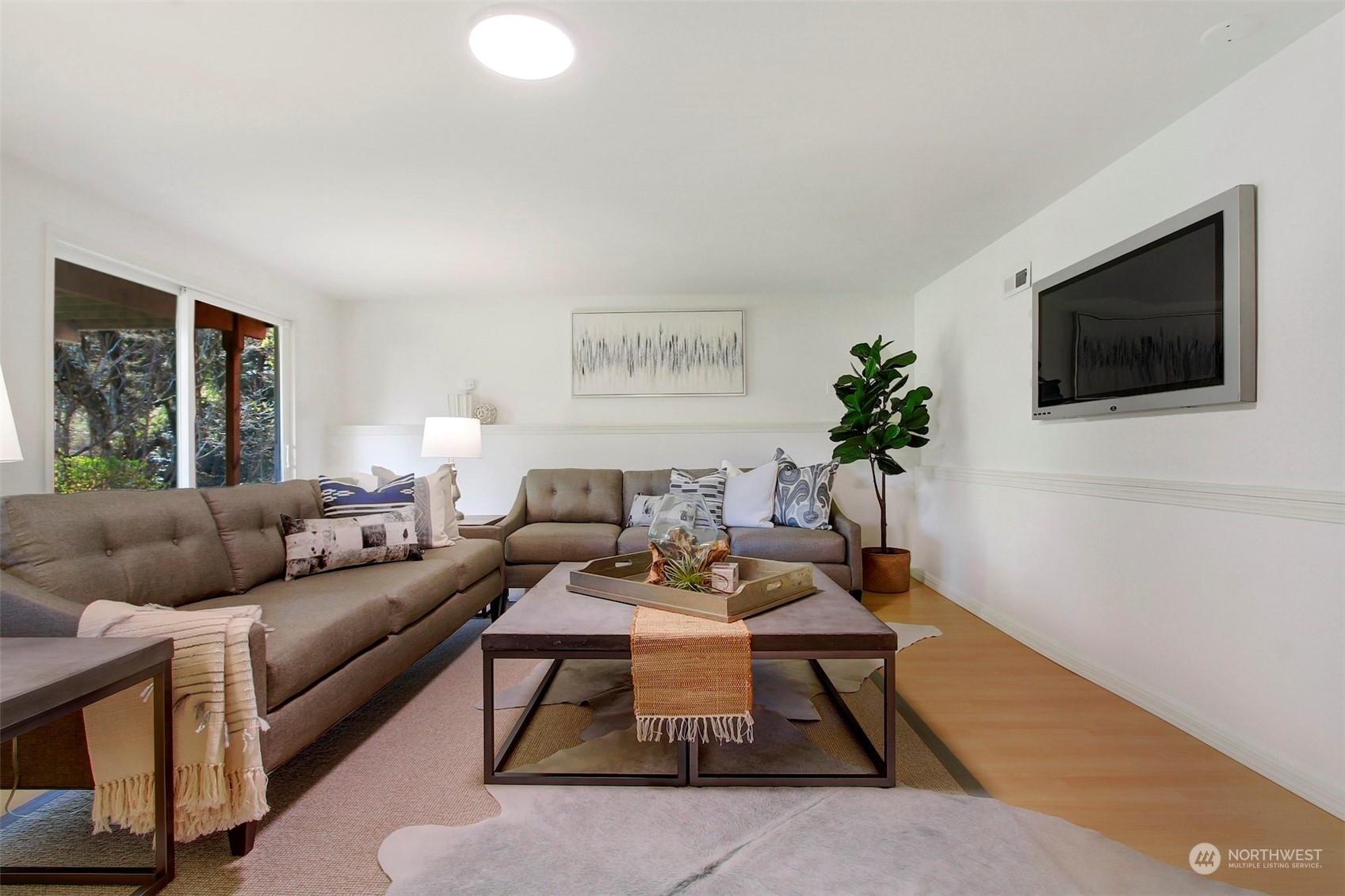 1549 NE 105th Street
