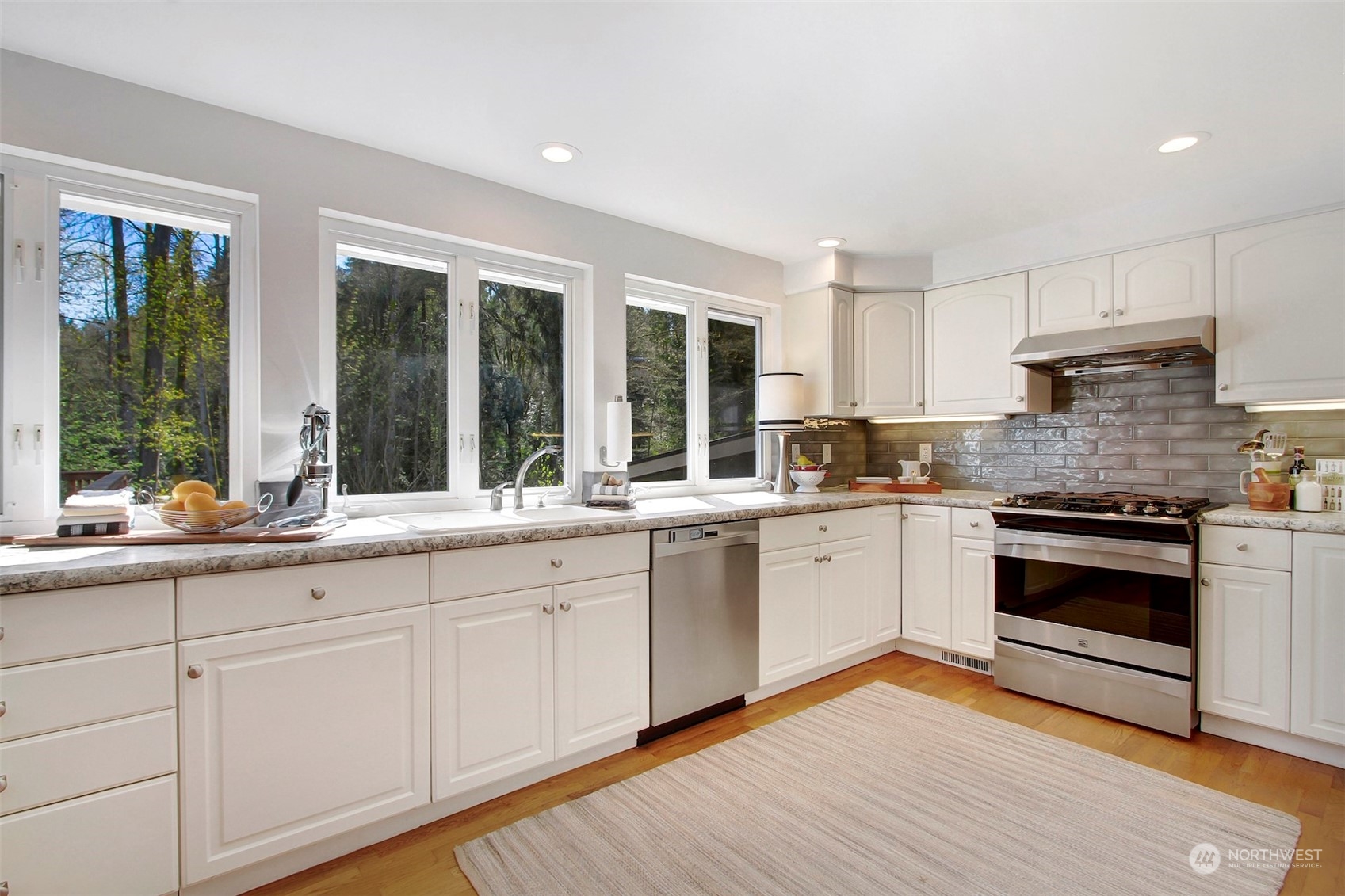 1549 NE 105th Street