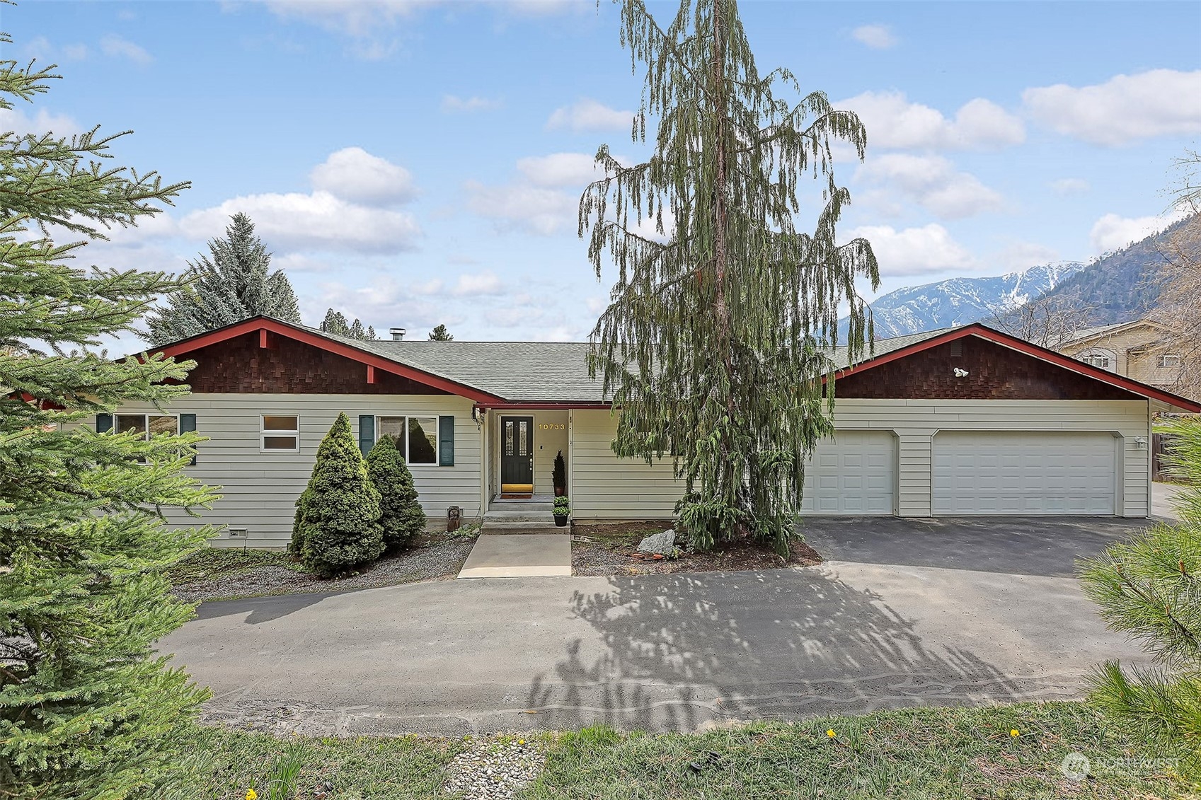10733 Titus Road